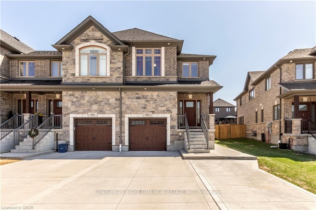 90 Hollybrook Trail, Kitchener, ON N2R 0M7