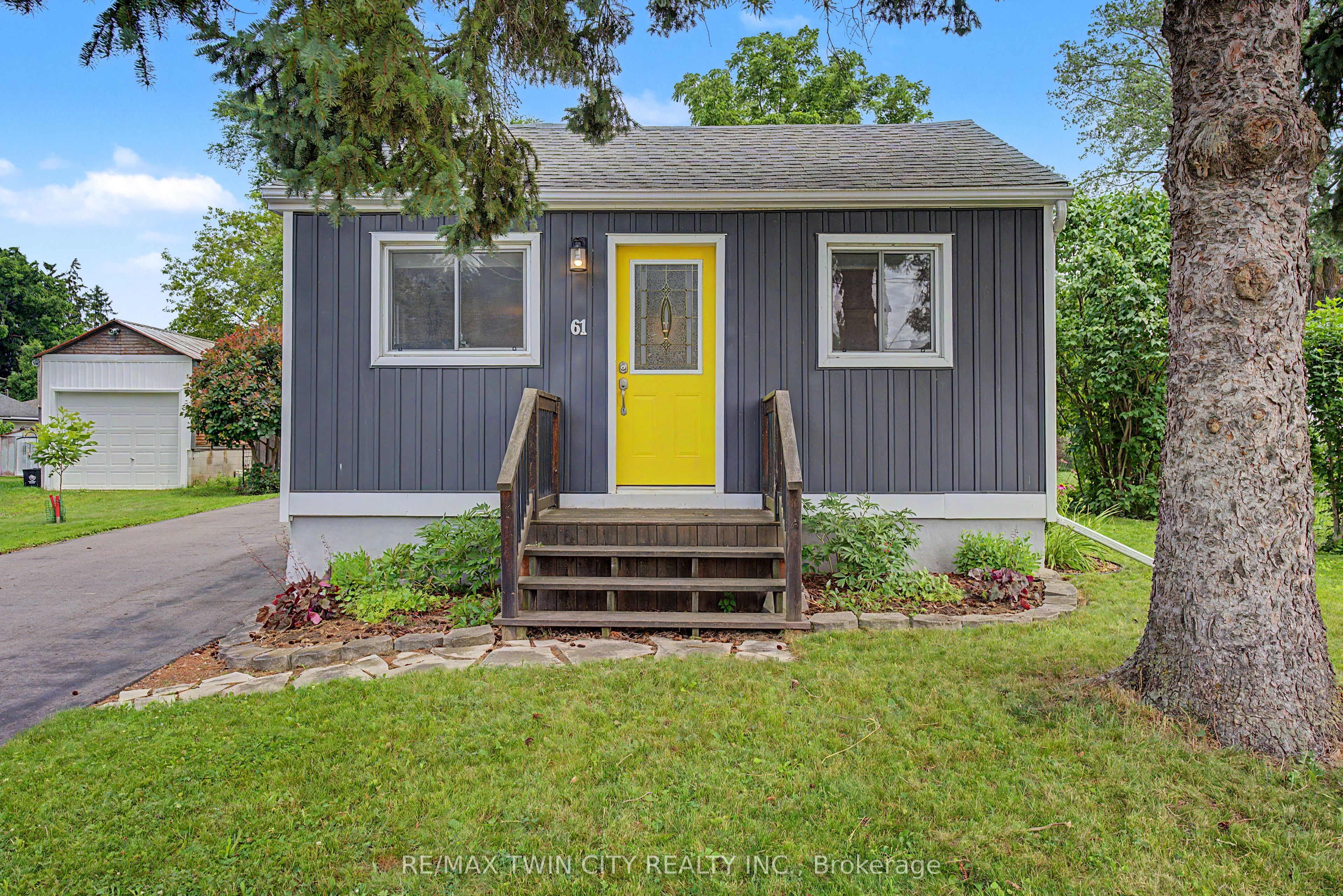 61 Maud Street, Woodstock, ON N4S 3Y5 photo 2