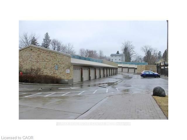 3 Father David Bauer Drive 307, Waterloo, ON N2L 6M1 photo 3