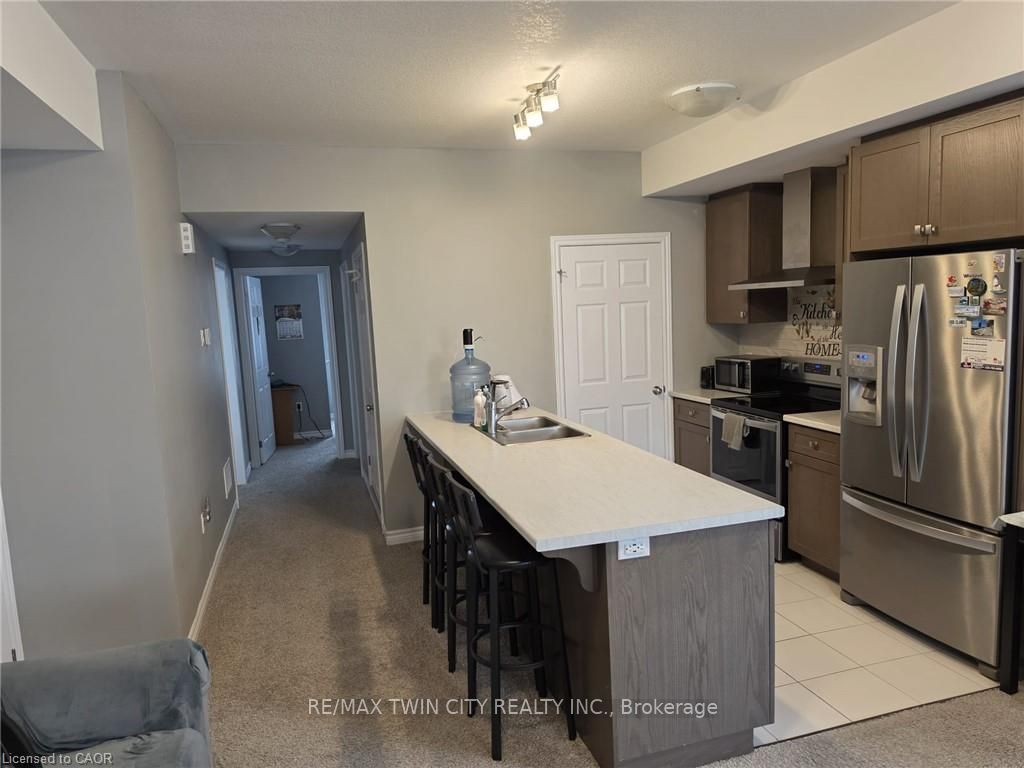 60 Oat Lane 32, Kitchener, ON N2R 0N9 photo 5