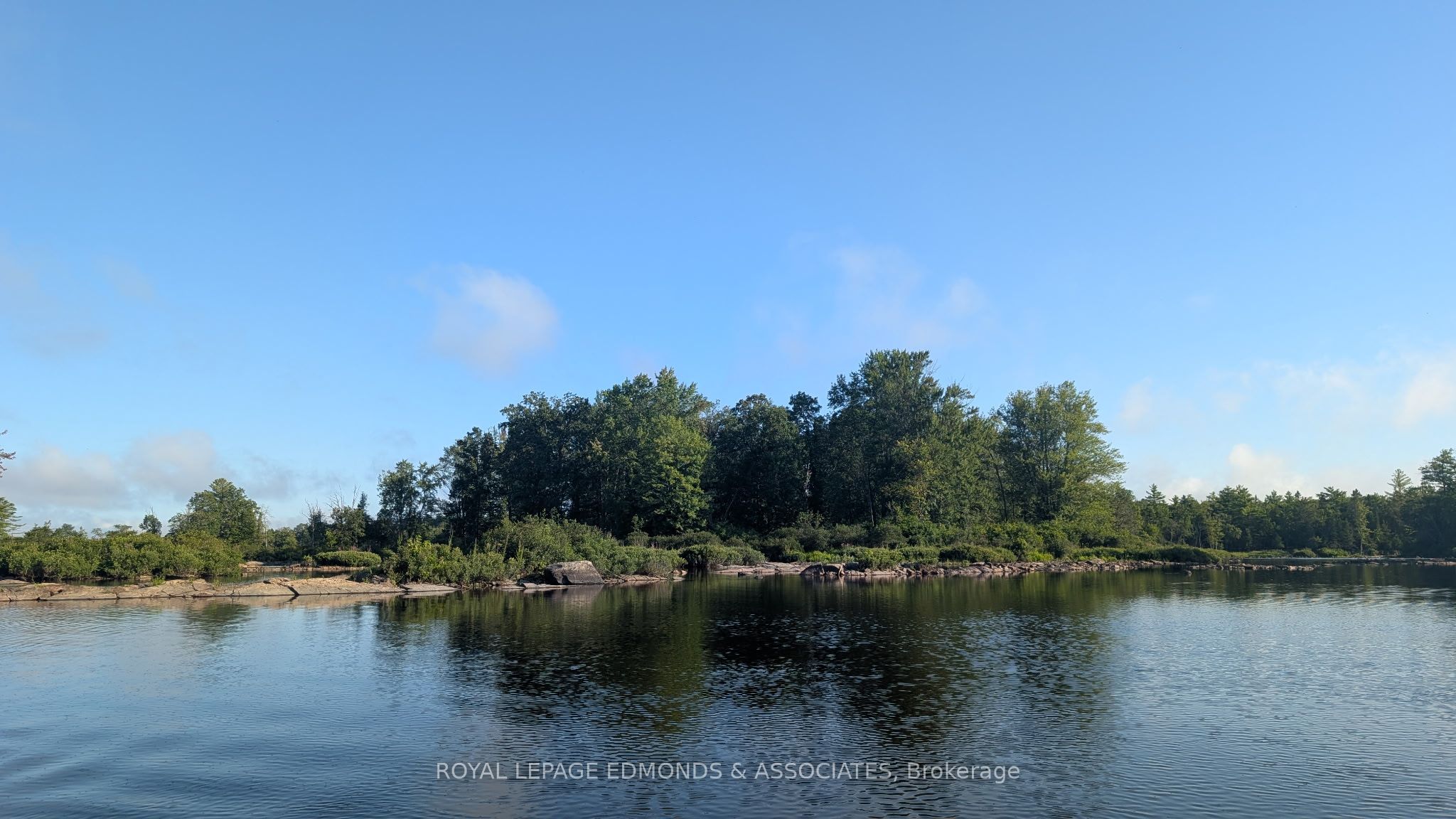 1 Morris Island, Laurentian Valley, ON K8A 6W2 photo 3