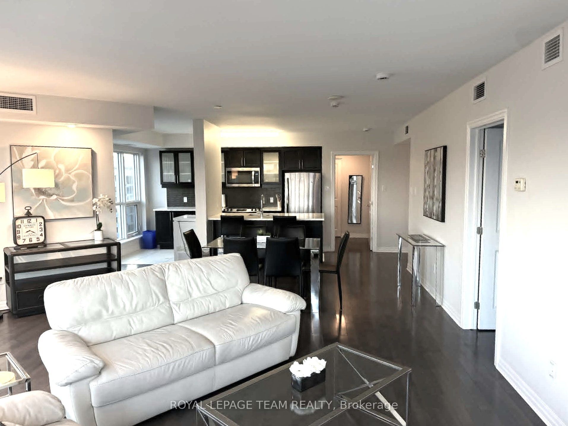 195 Besserer Street 2401, Lower Town - Sandy Hill, ON K1N 0B6 photo 5