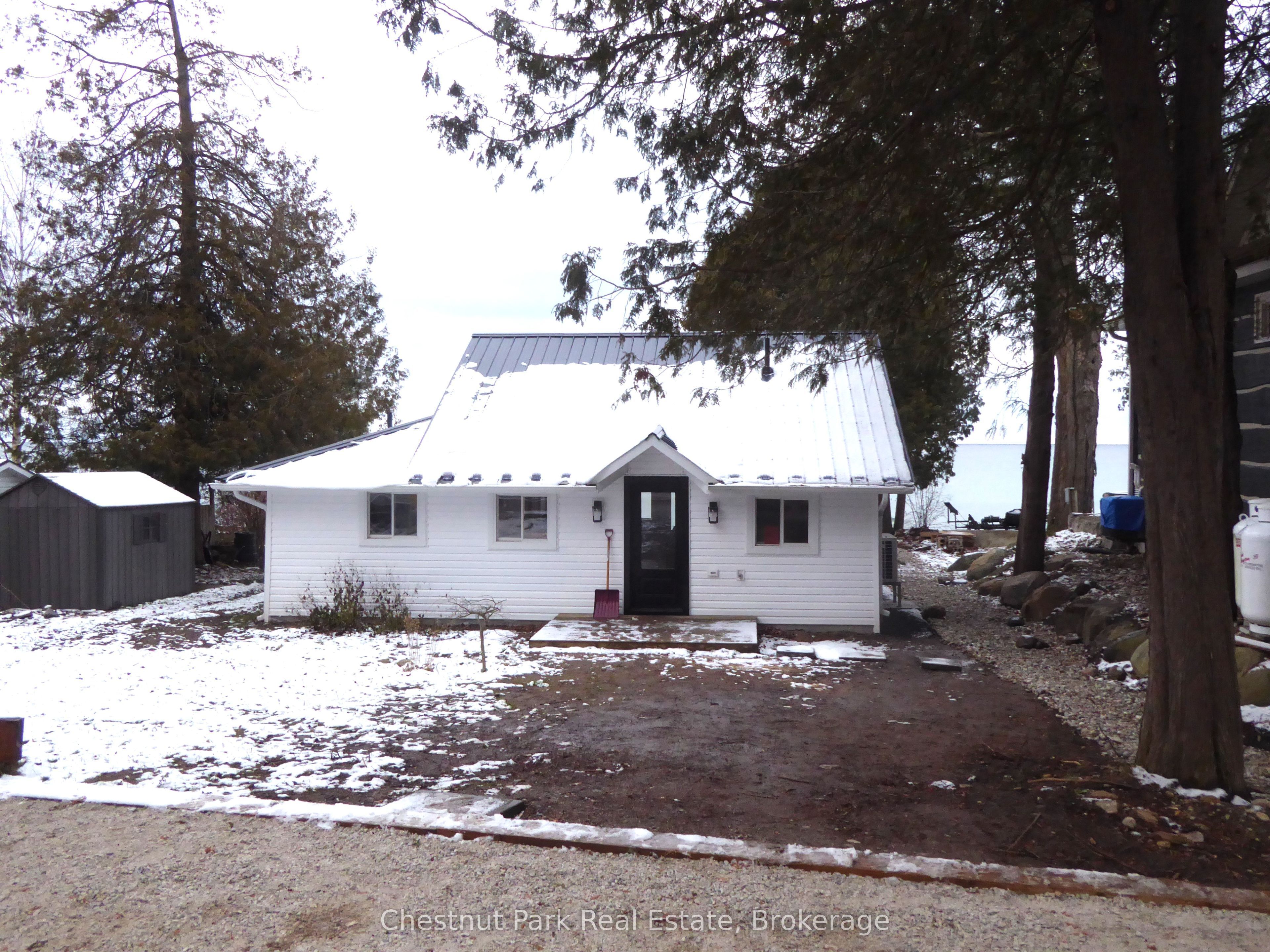 121 Kiowana Beach Road, Meaford, ON N4L 1W5