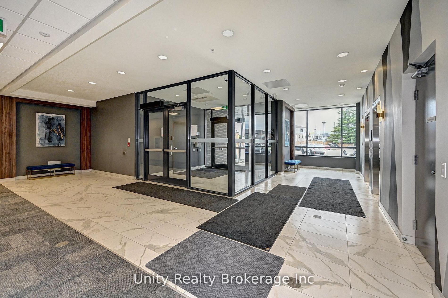 26 Lowes Street, Guelph, ON N1G 0H4 photo 3