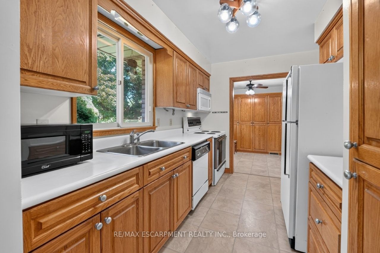 4193 Regent Court, Lincoln, ON L3J 0N4 photo 5