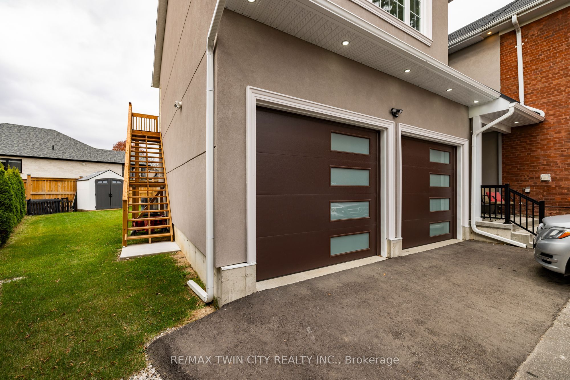 169 Mount Pleasant Street, Brantford, ON N3T 1T6 photo 4