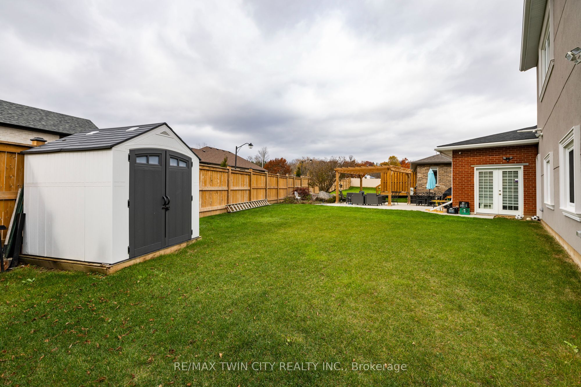169 Mount Pleasant Street, Brantford, ON N3T 1T6 photo 5