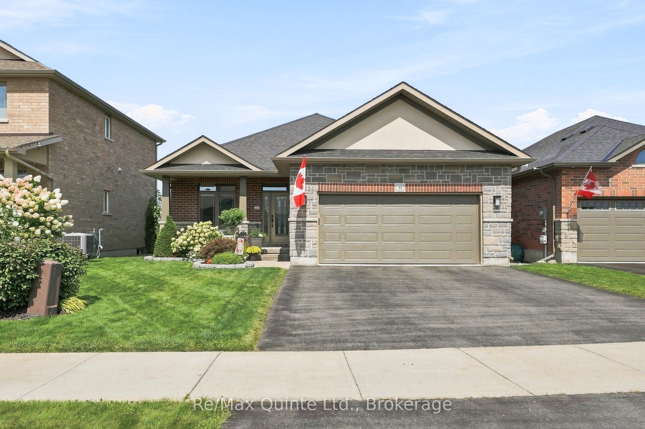 40 Farmington Crescent, Belleville, ON K8N 0J8