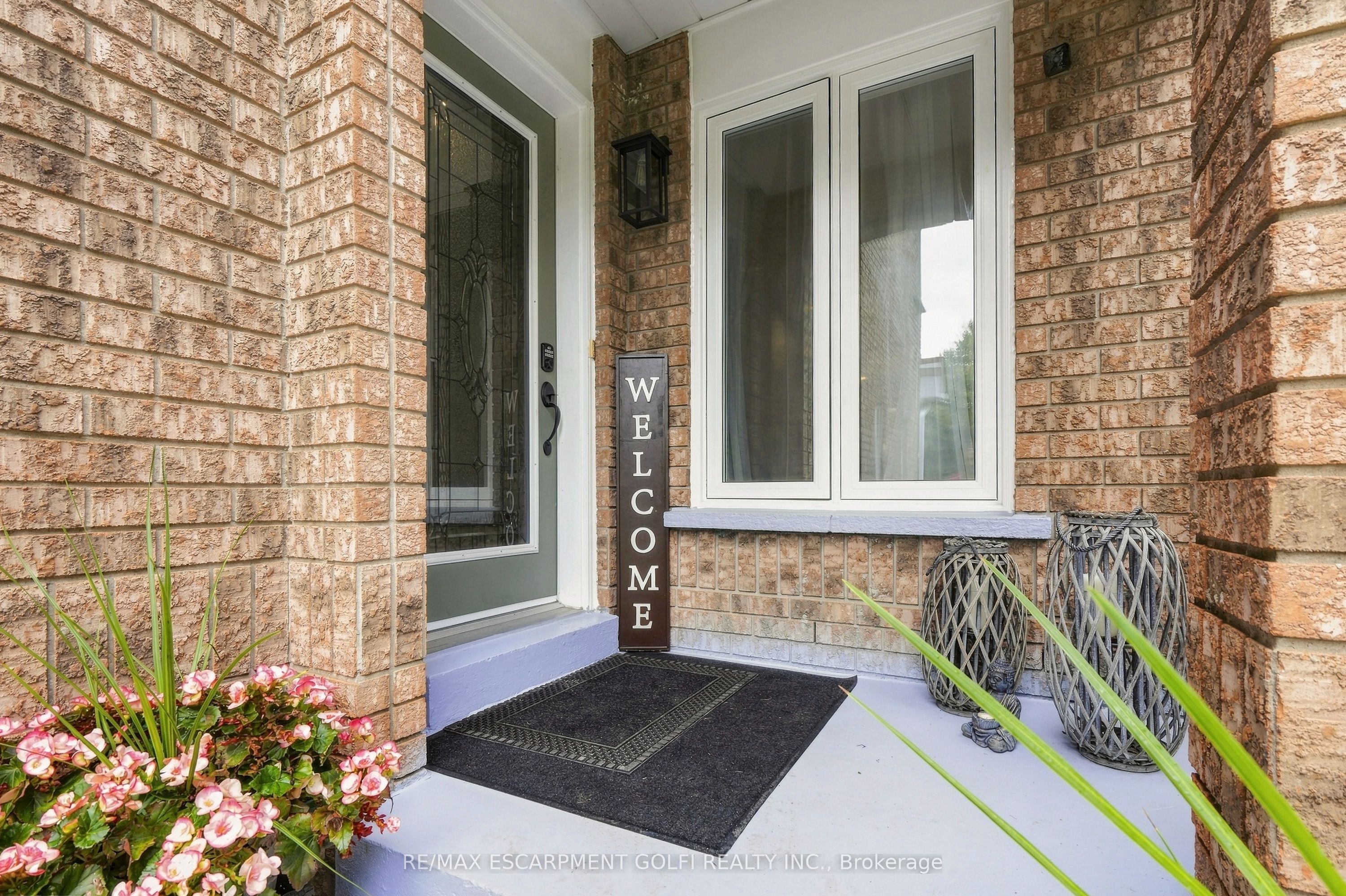 11 Wakefield Lane, Hamilton, ON L8B 0M2 photo 3