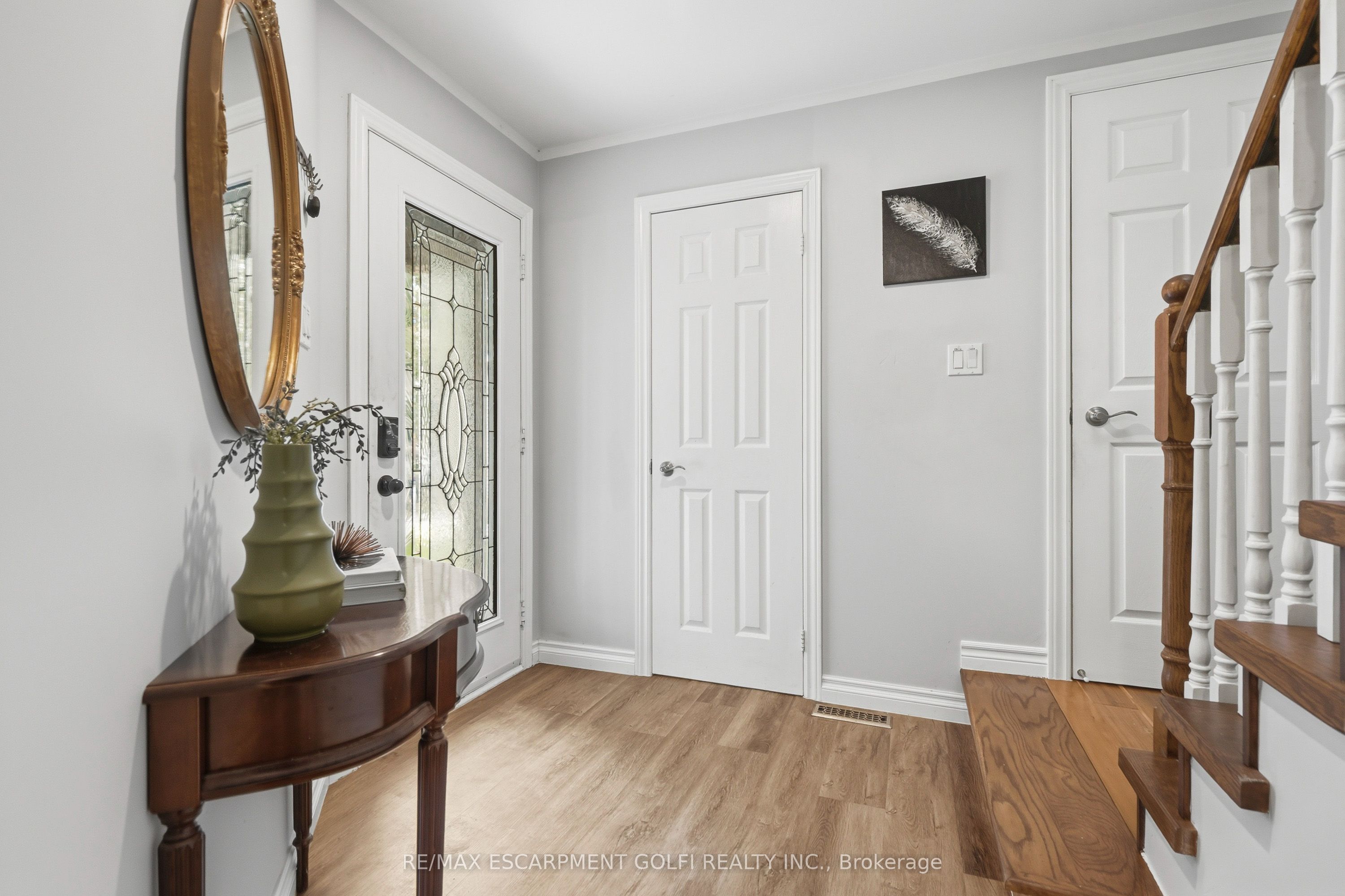 11 Wakefield Lane, Hamilton, ON L8B 0M2 photo 4