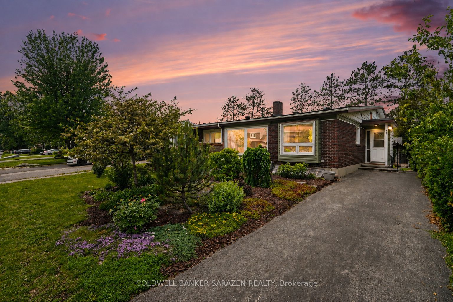 79 Woodfield Drive, Tanglewood - Grenfell Glen - Pineglen, ON K2G 0A1