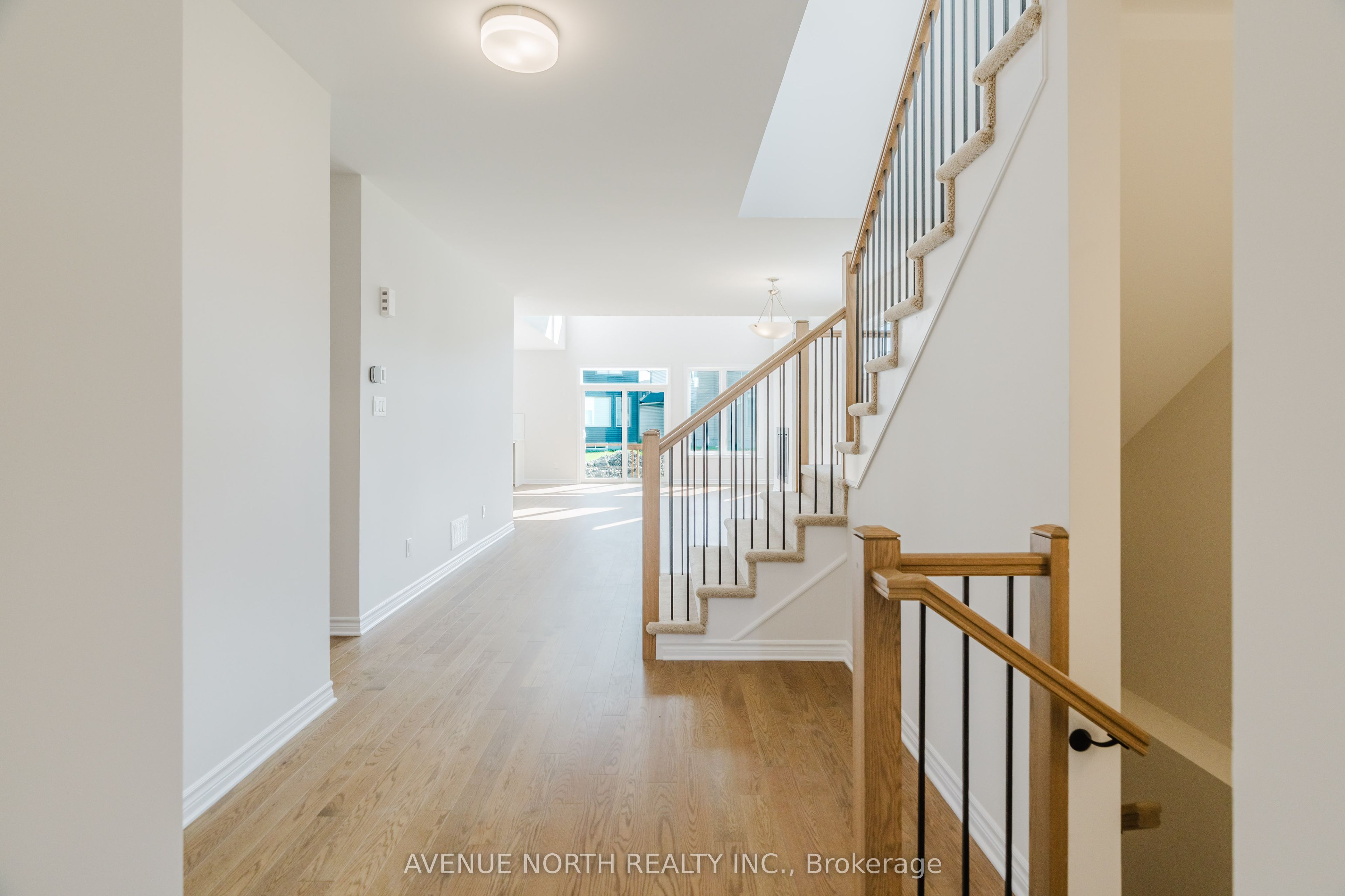 263 Ginebik Way, Blossom Park - Airport and Area, ON K1X 0H5 photo 5