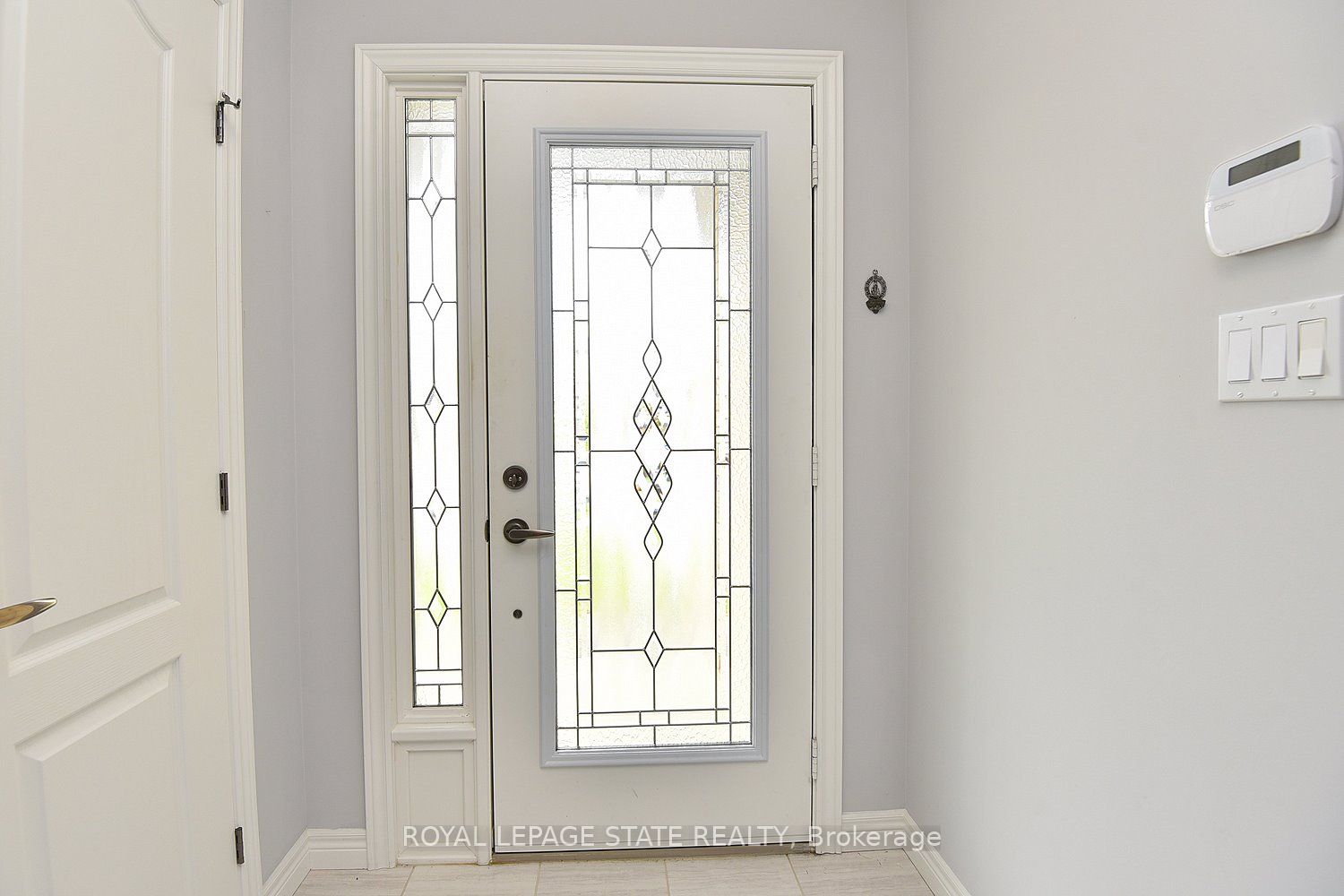 111 Festival Way, Hamilton, ON L0R 1C0 photo 4