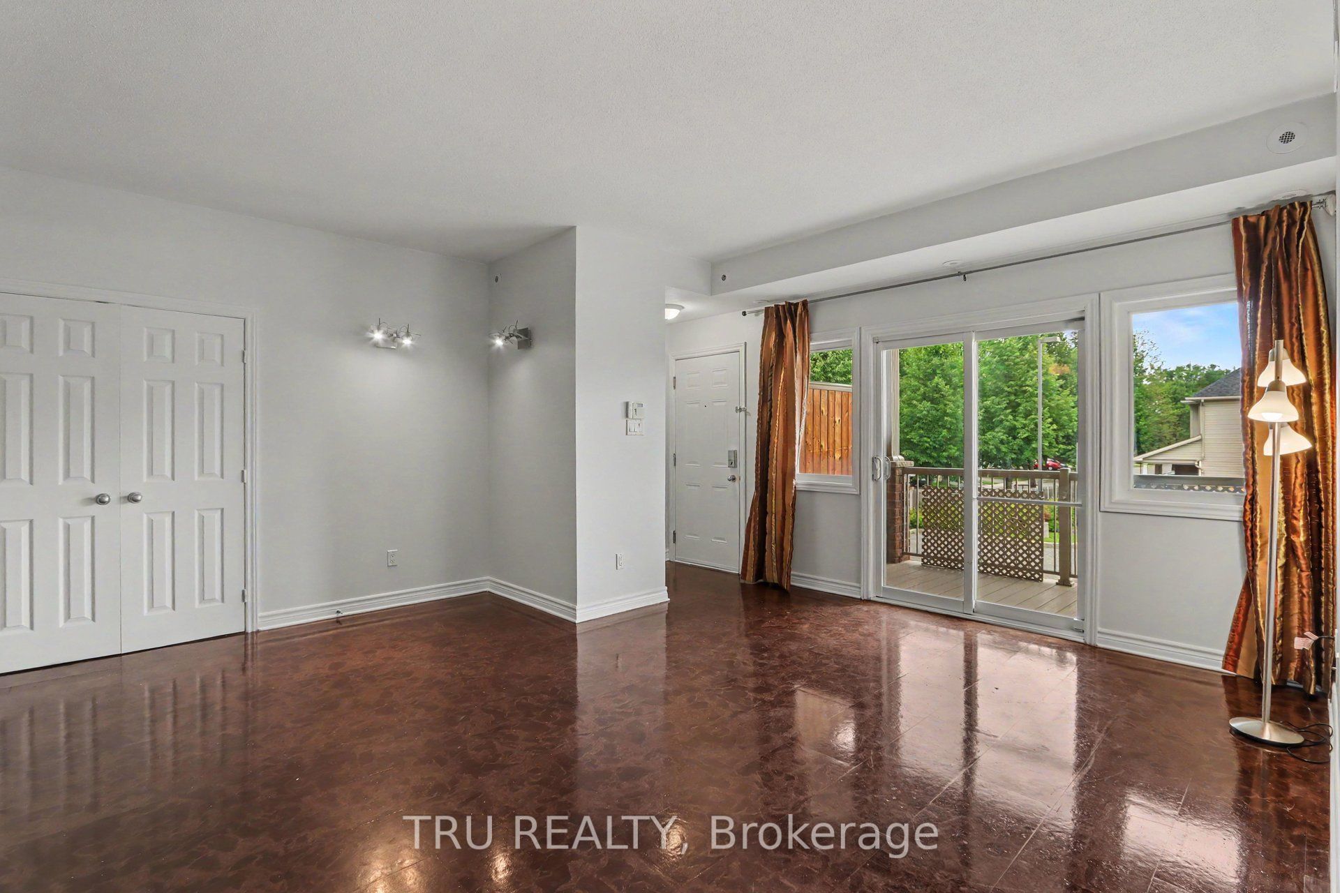 165 Waterbridge Drive 7, Barrhaven, ON K2G 7G3 photo 4