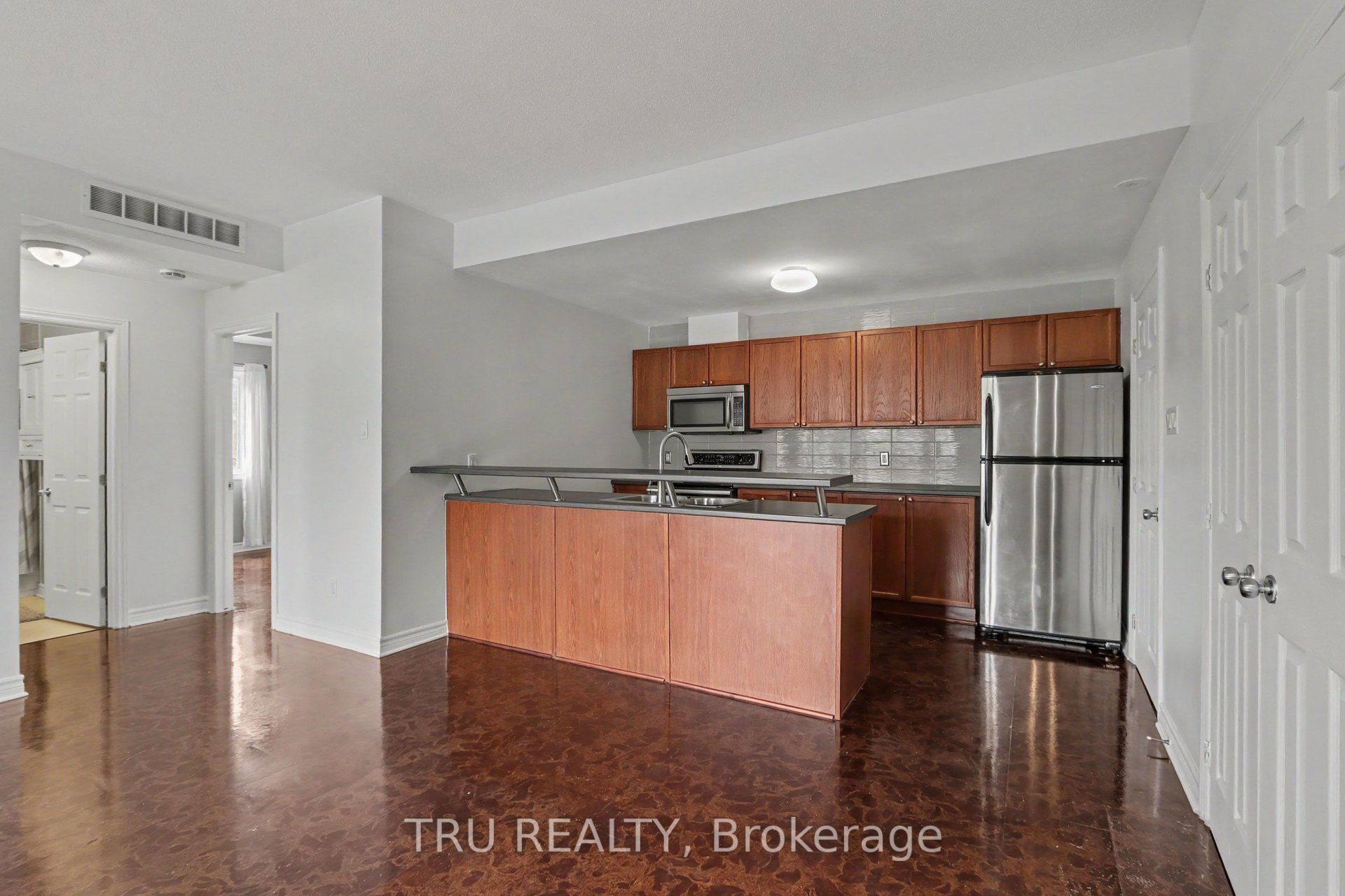 165 Waterbridge Drive 7, Barrhaven, ON K2G 7G3 photo 5