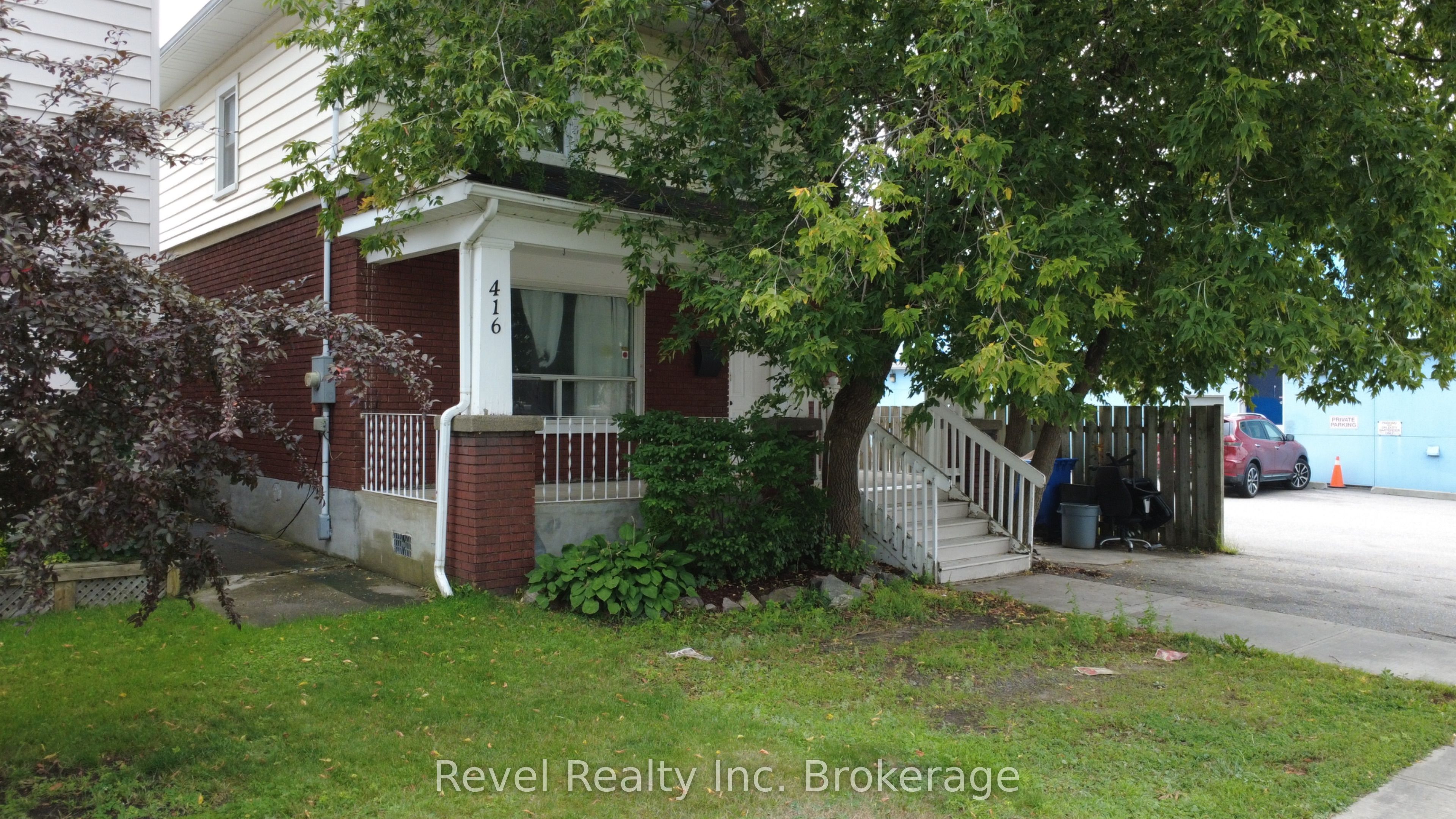 416 First Avenue W, North Bay, ON P1B 3C4