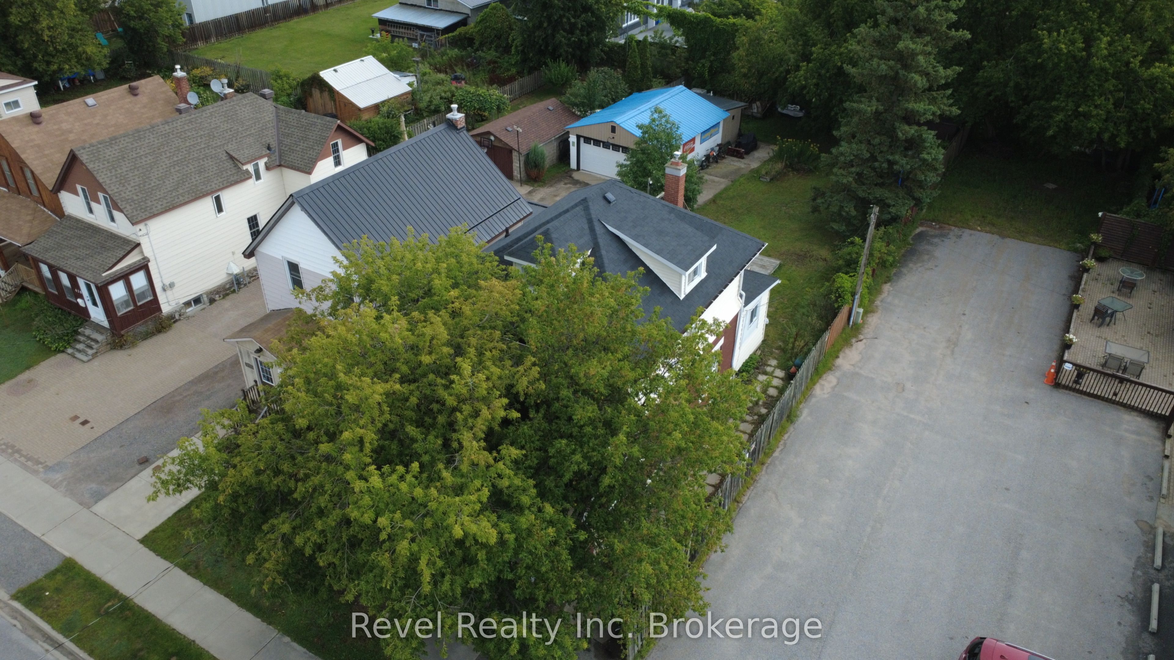 416 First Avenue W, North Bay, ON P1B 3C4 photo 4