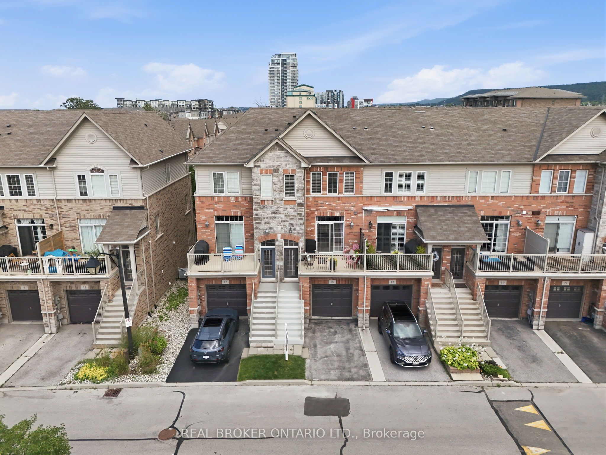 541 Winston Road 15, Grimsby, ON L3M 0C5 photo 2