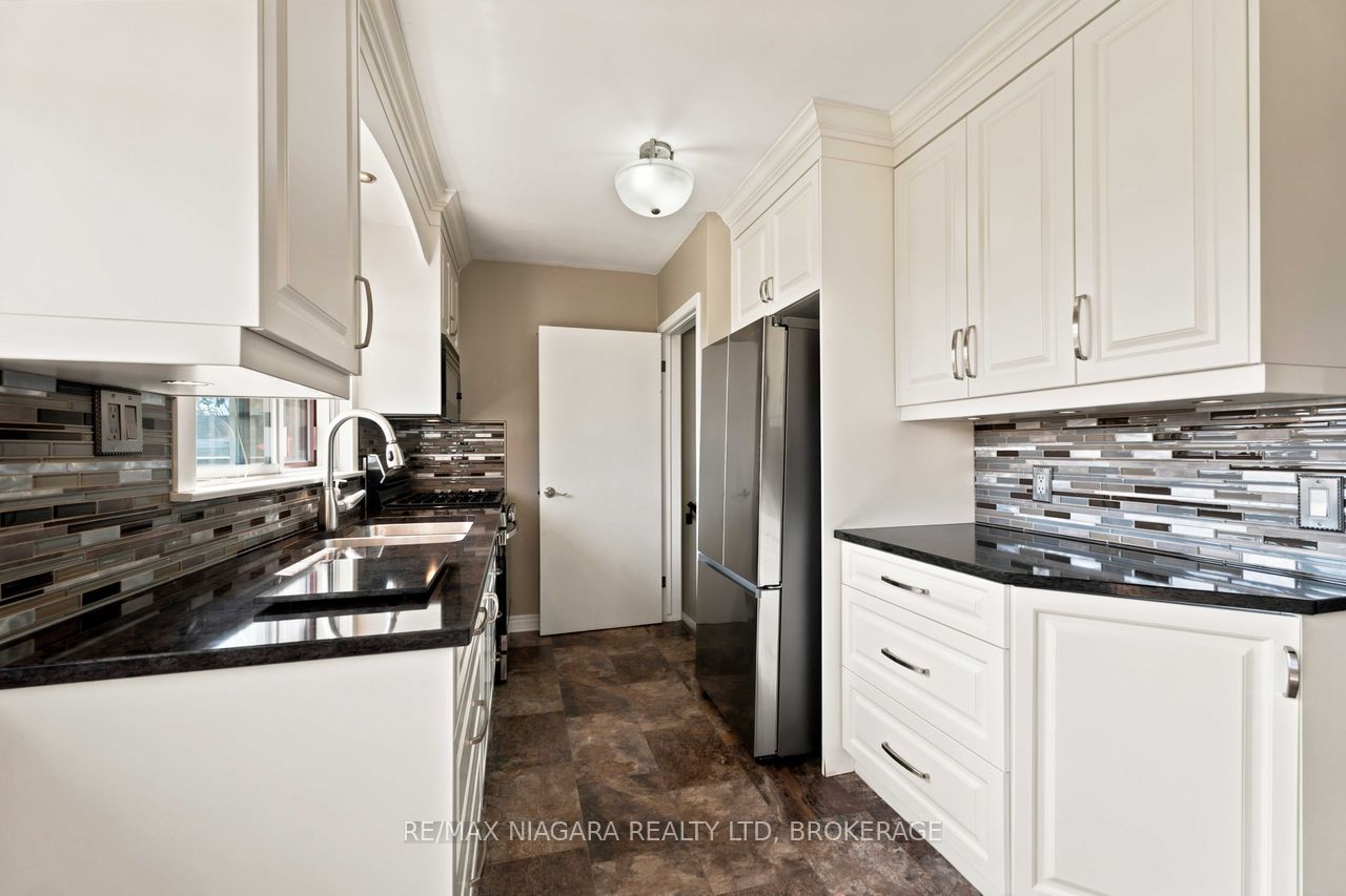 19 Hughes Avenue, Welland, ON L3B 1M4 photo 3