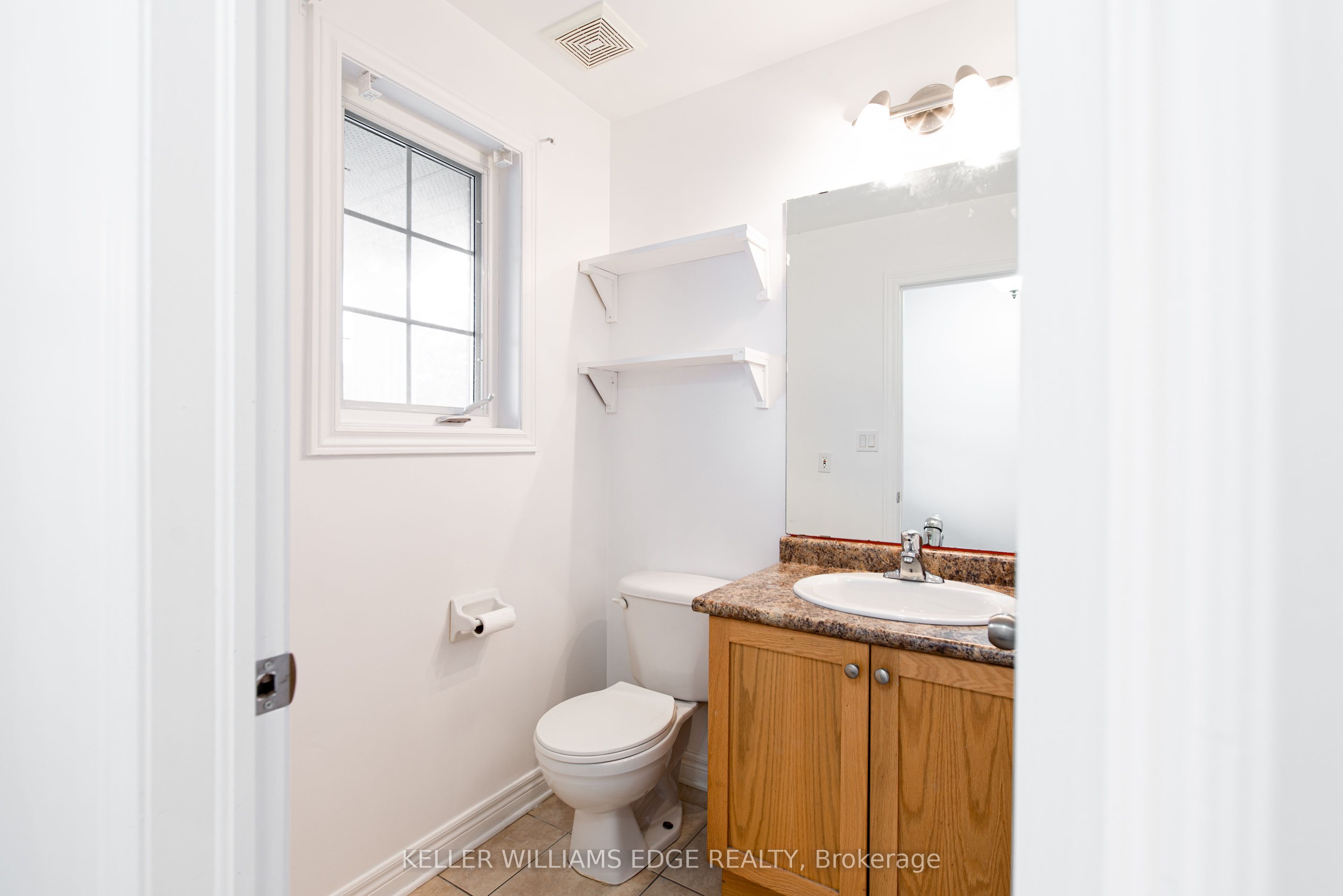 119 Summers Drive Room A, Thorold, ON L2V 5C7 photo 5