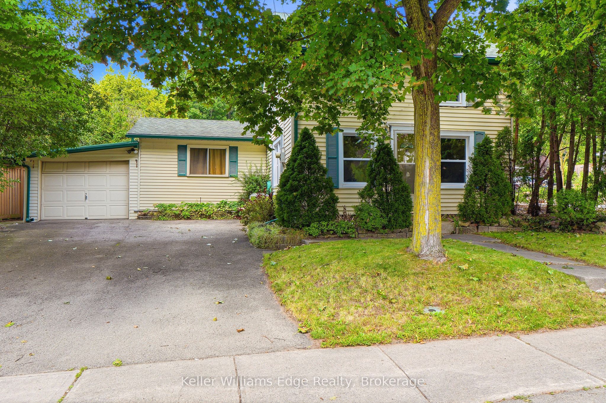 361 Dundas Street E, Hamilton, ON L0R 2H1 photo 2