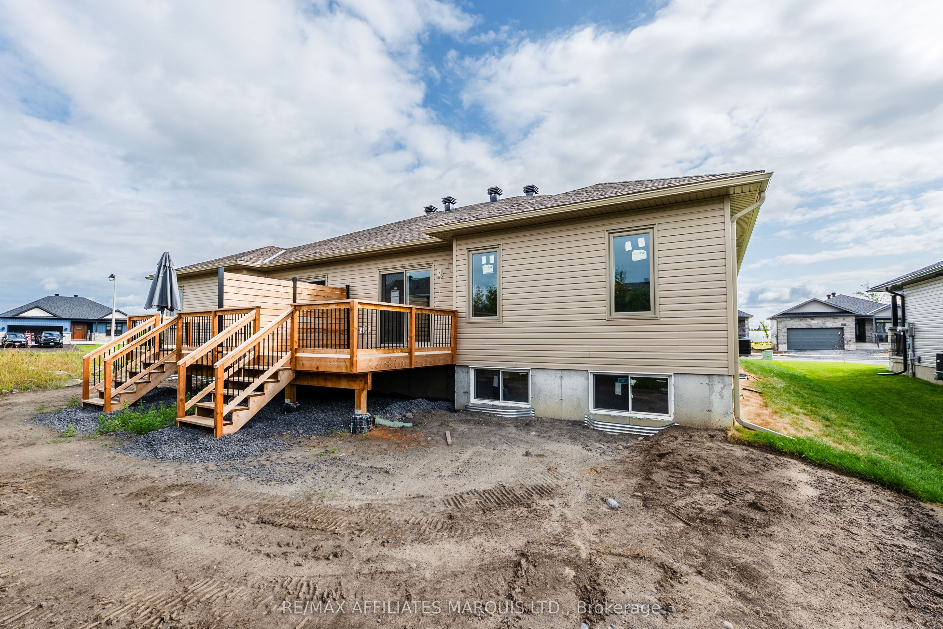 90 Forrester Way, South Stormont, ON K0C 1P0 photo 4
