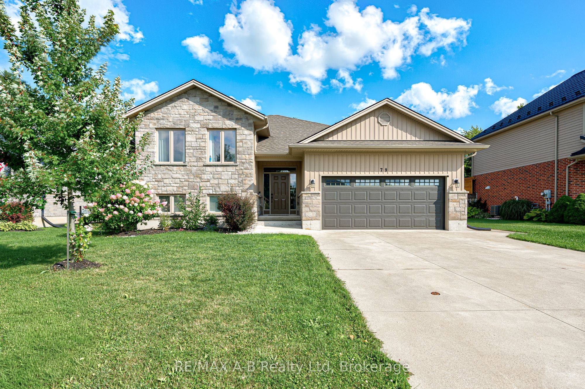 79 Sylvia Street, West Perth, ON N0K 1N0