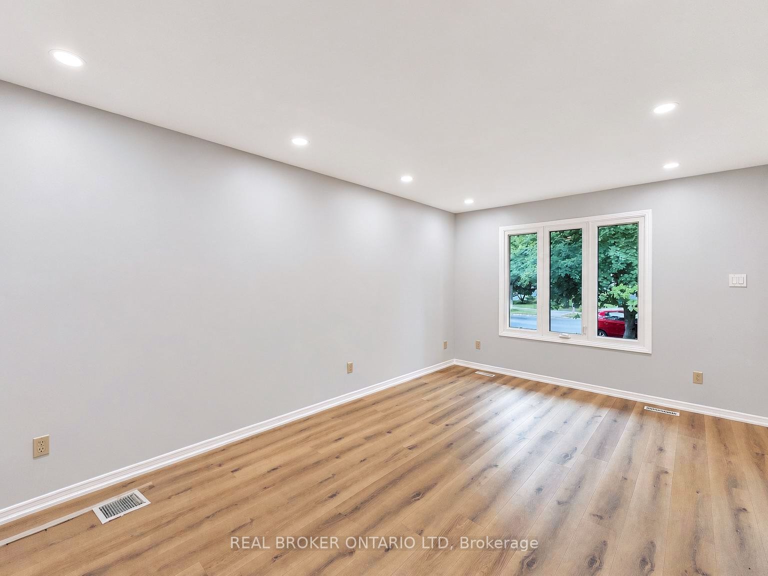713 Railton Avenue, London East, ON N5V 4E2 photo 4