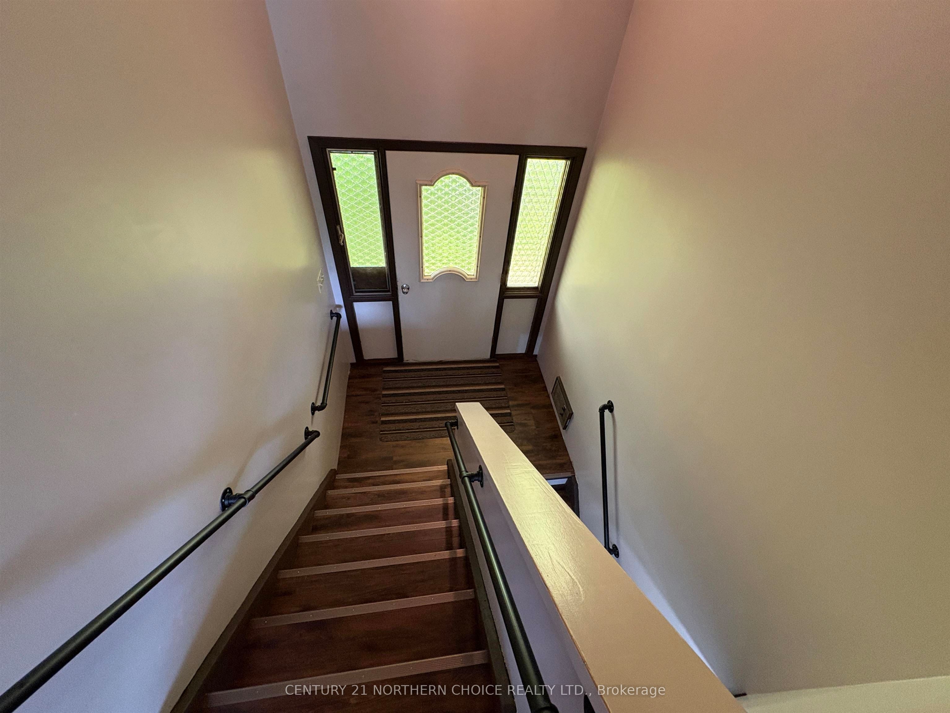 357 DANIEL Avenue, Fort Frances, ON P9A 3L5 photo 3