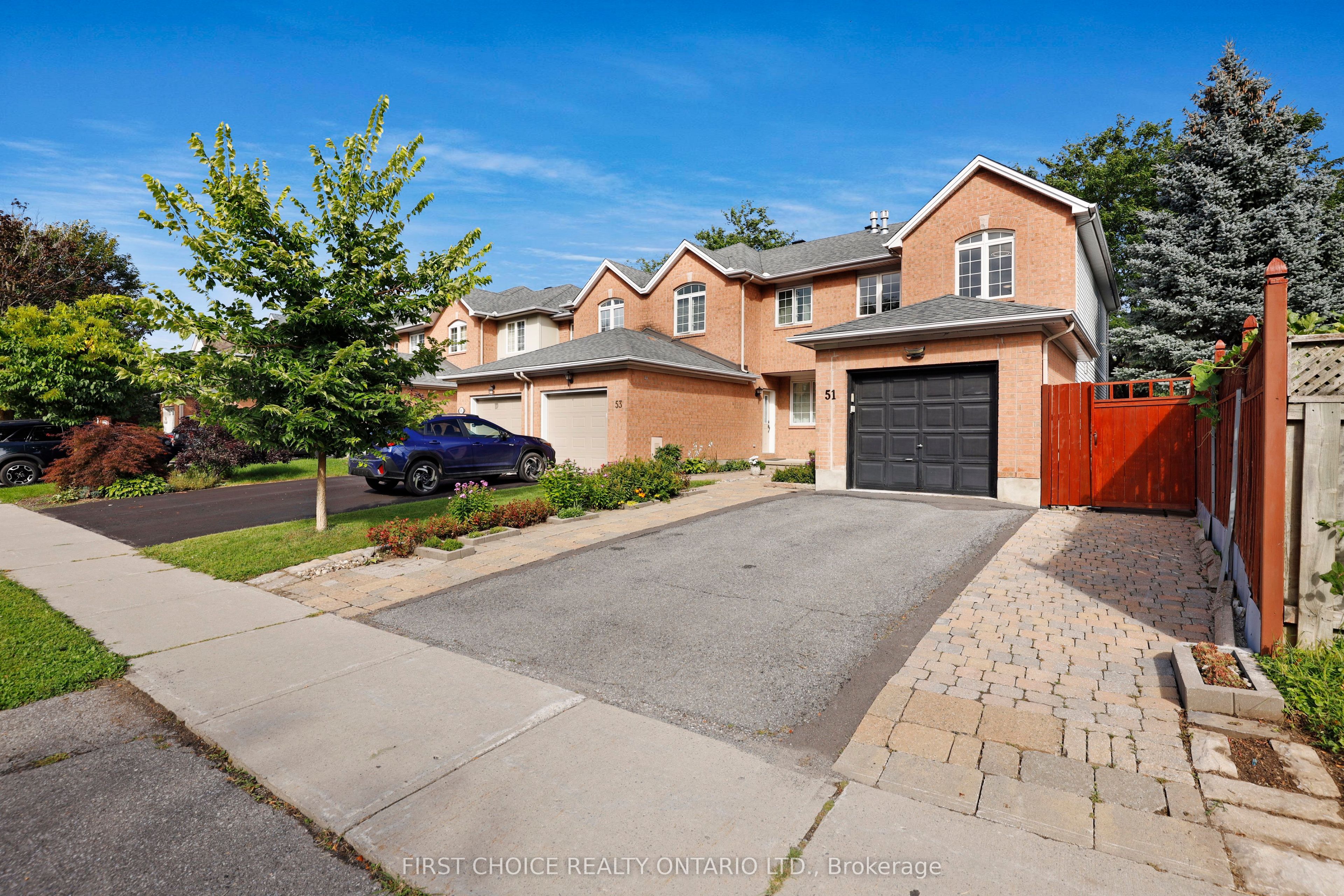 51 Central Park Drive, Carlington - Central Park, ON K2C 4A3 photo 2
