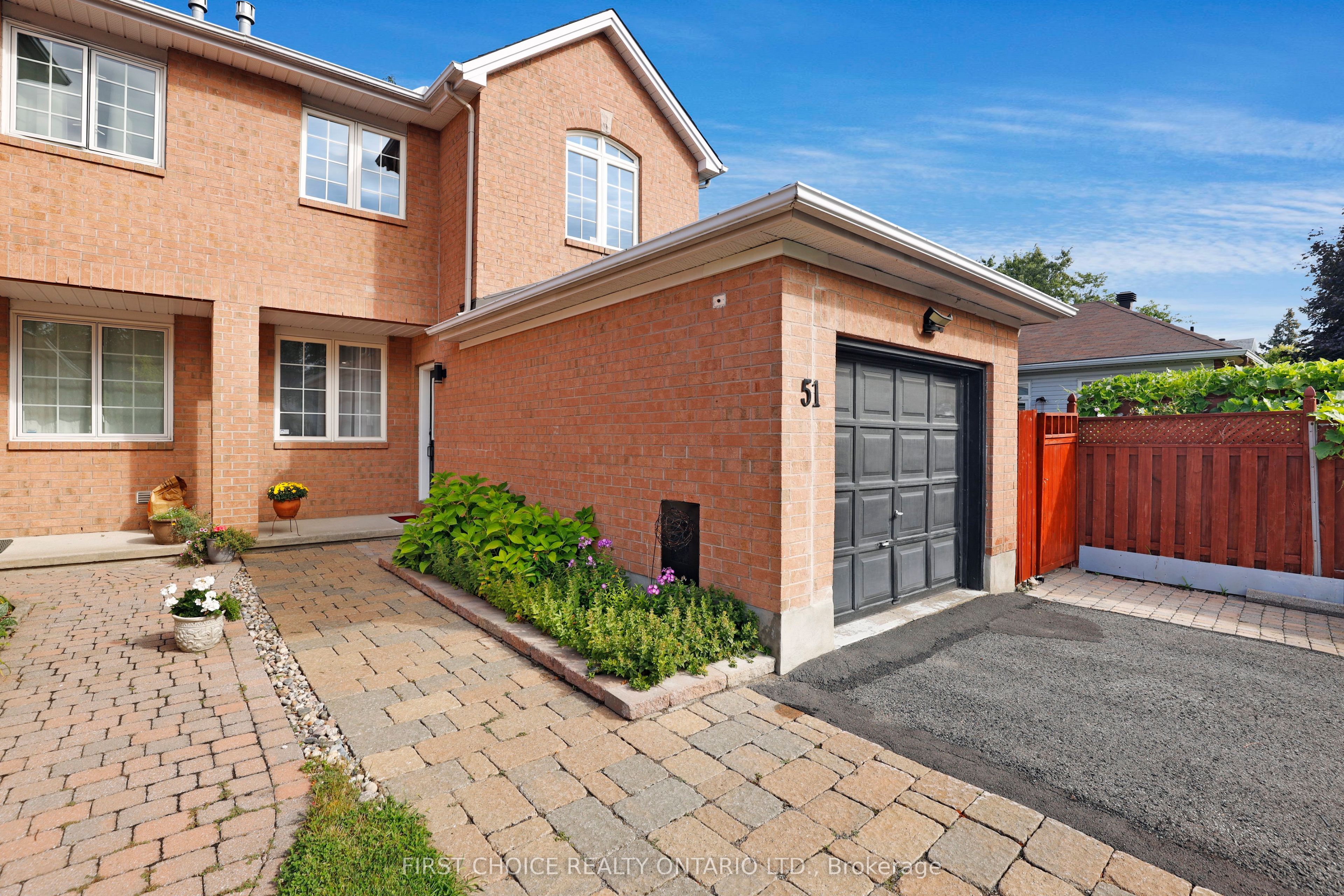 51 Central Park Drive, Carlington - Central Park, ON K2C 4A3 photo 3