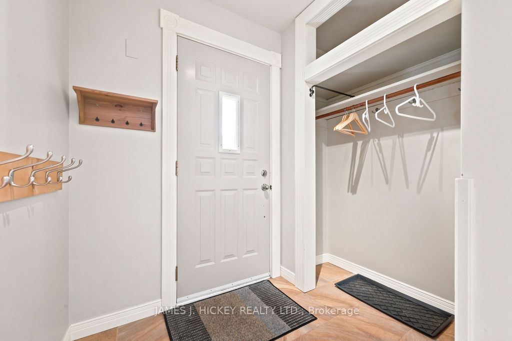 18 Silvie Street, Deep River, ON K0J 1P0 photo 3