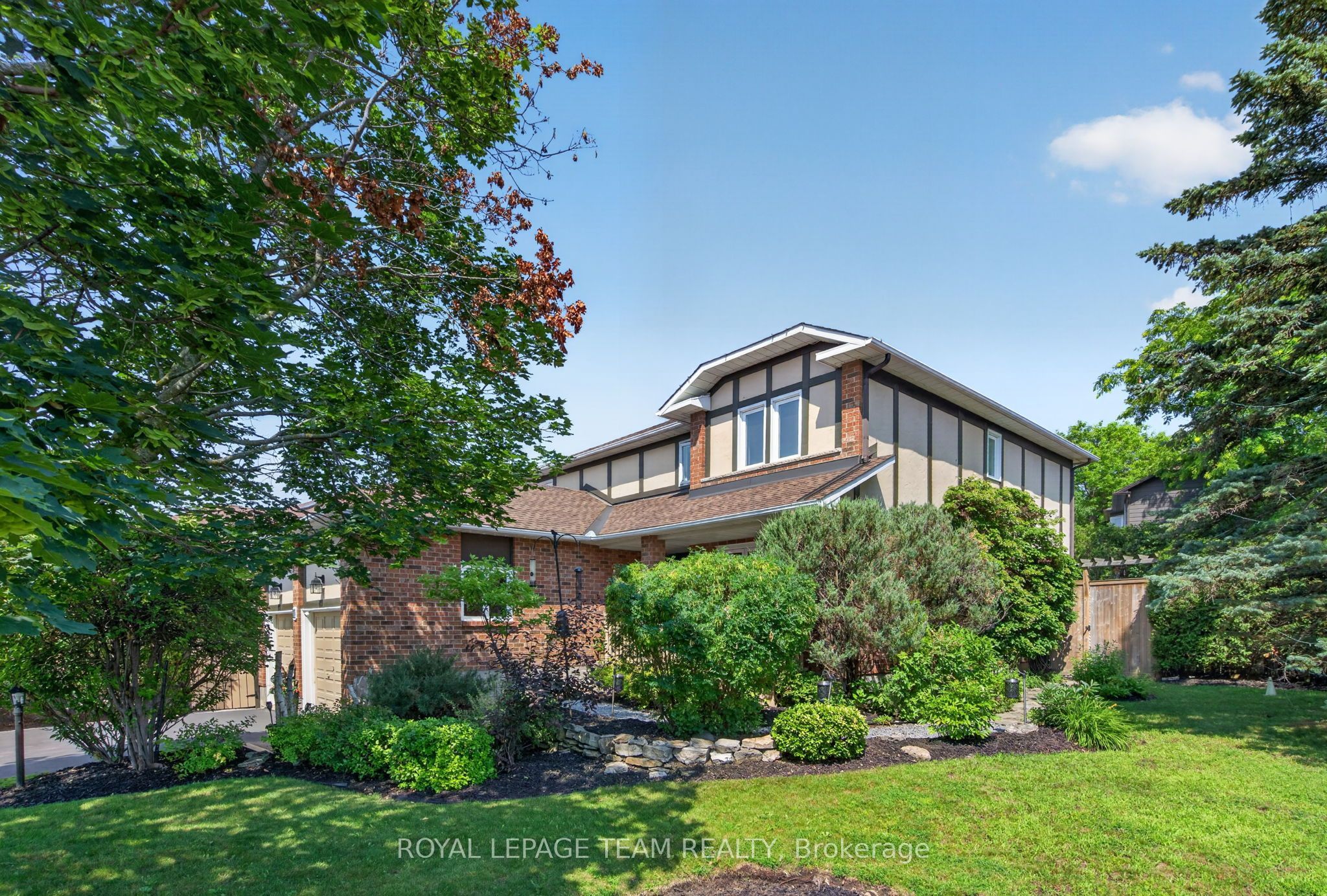 11 Fessenden Way, Kanata, ON K2L 3L1 photo 2