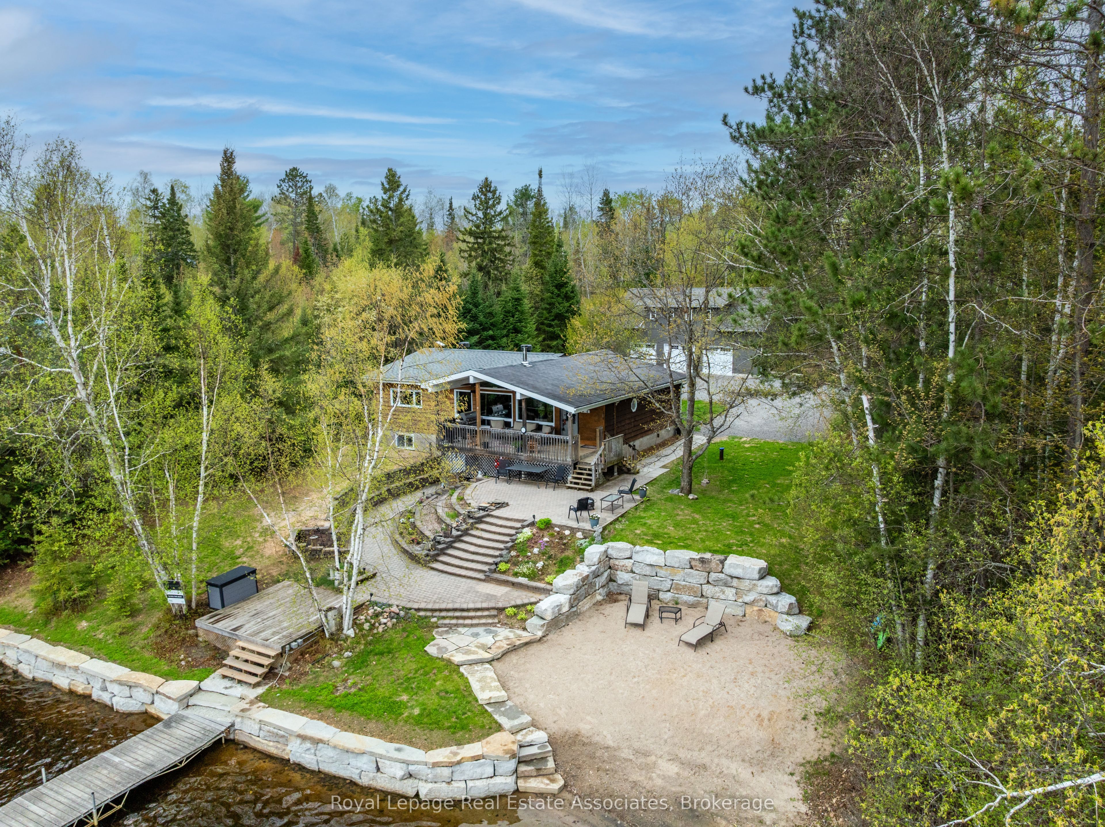 196 Circle Road, Hastings Highlands, ON K0L 2K0