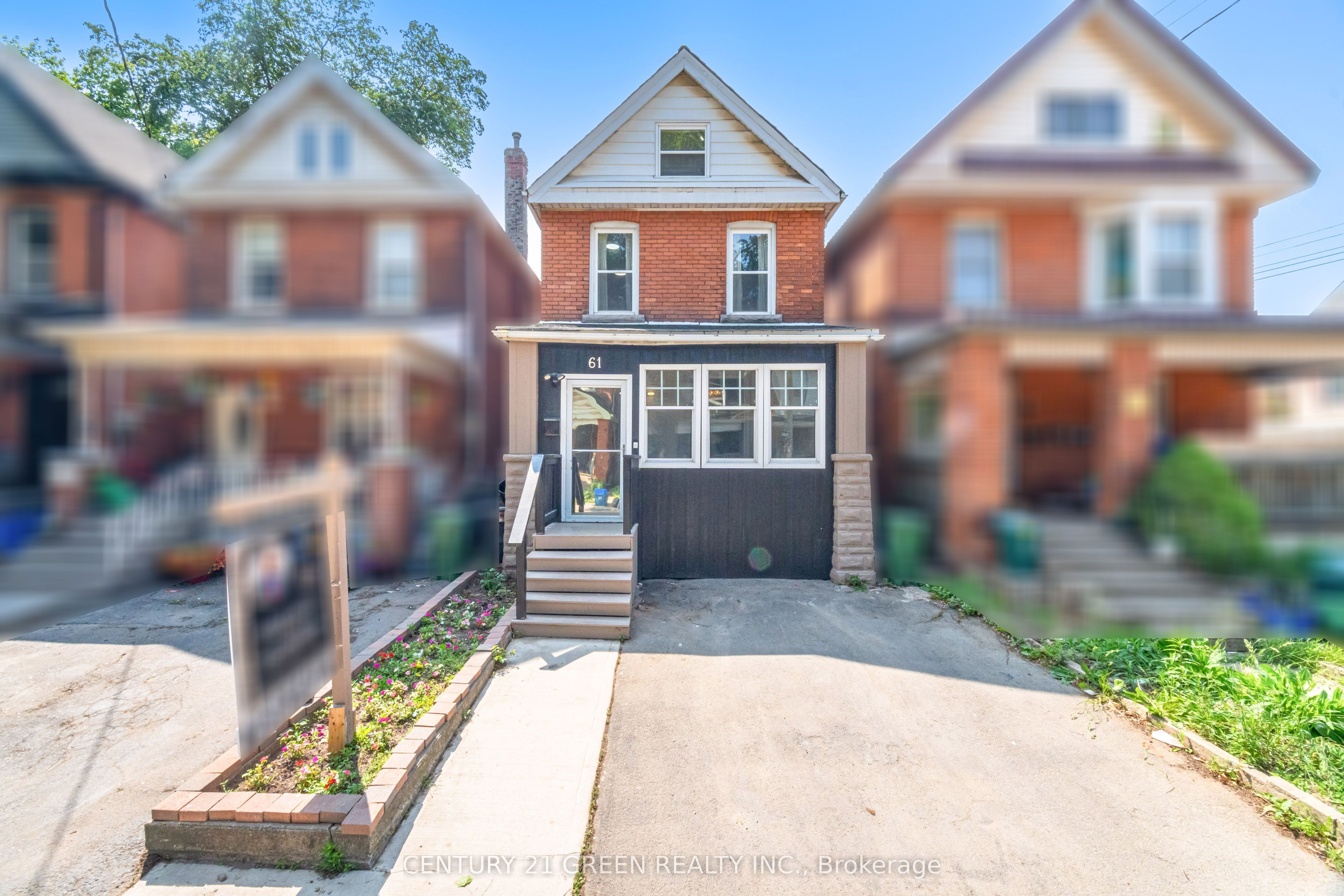 61 Stirton Street, Hamilton, ON L8L 6E7