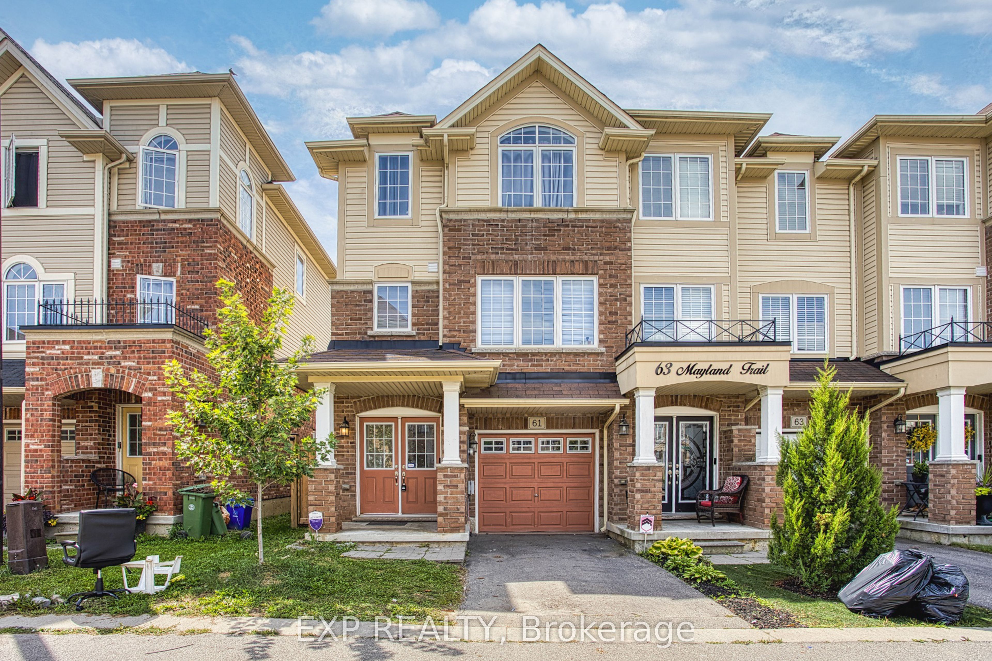 61 Mayland Trail, Hamilton, ON L8J 0G4 photo 2