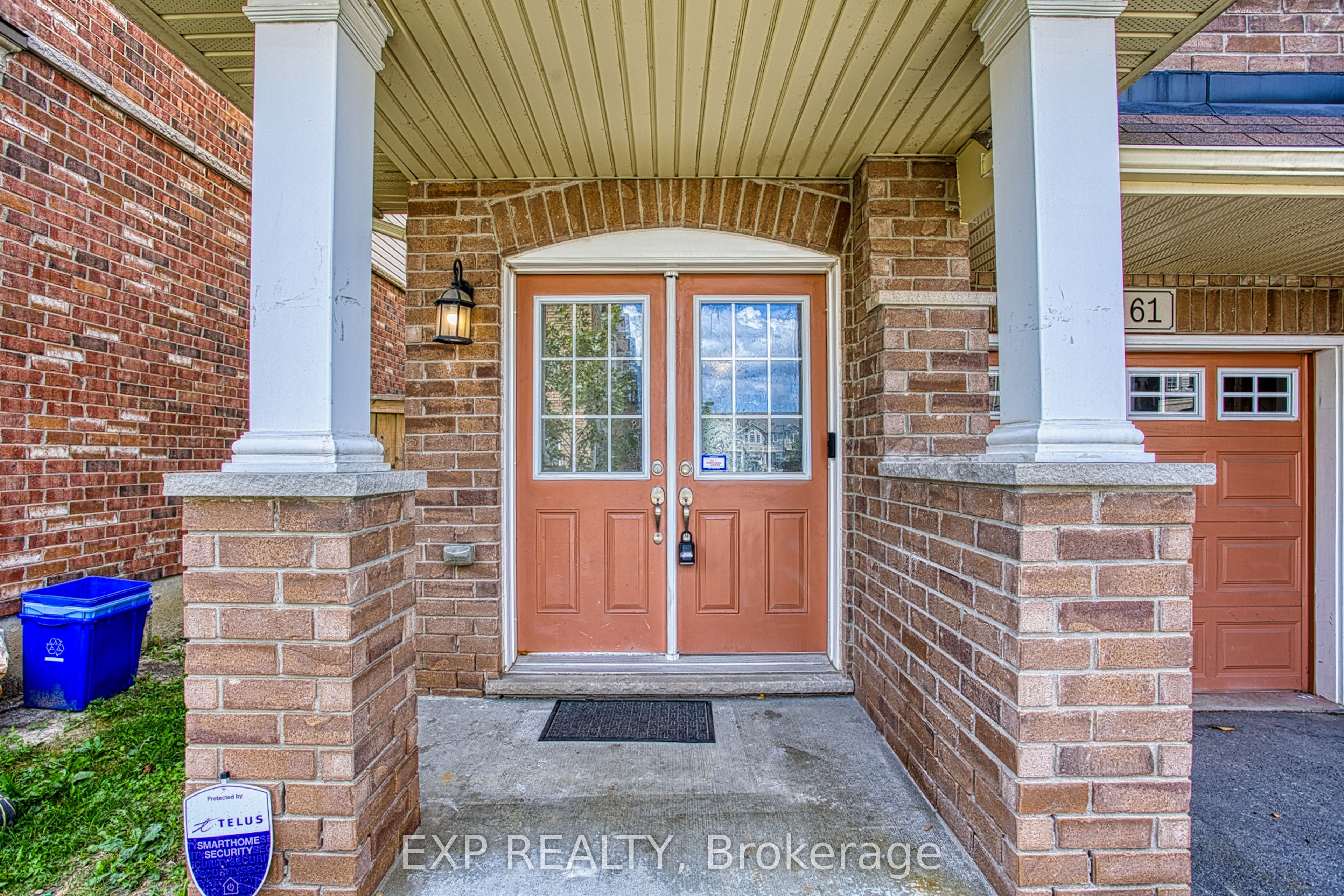 61 Mayland Trail, Hamilton, ON L8J 0G4 photo 3