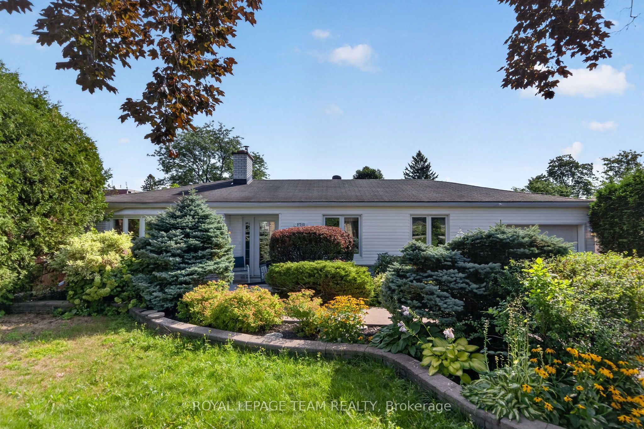 2713 Dupont Street, Billings Bridge - Riverside Park and Area, ON K1V 8N2 photo 4