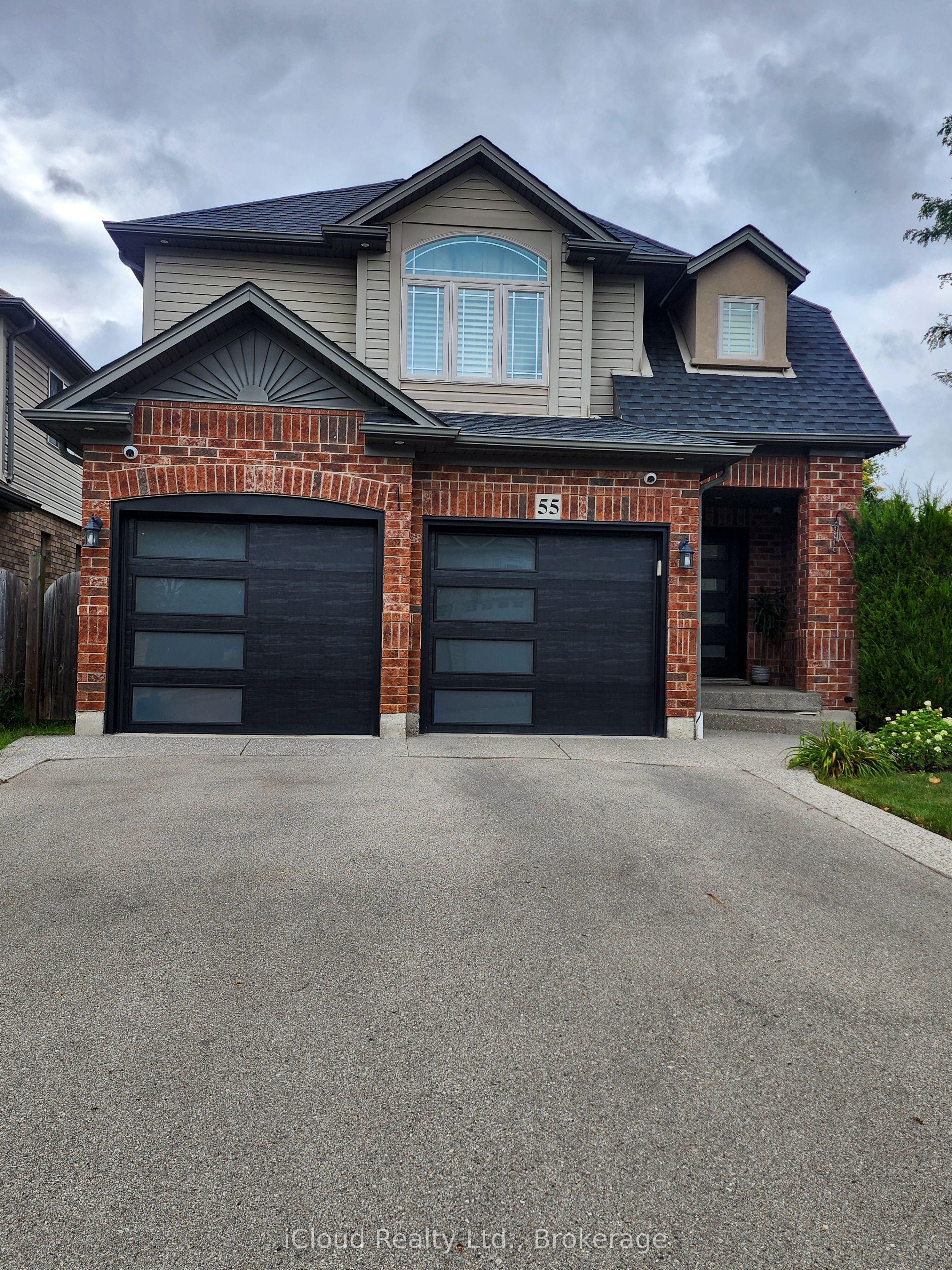 55 Magnificent Way, Hamilton, ON L0R 1C0