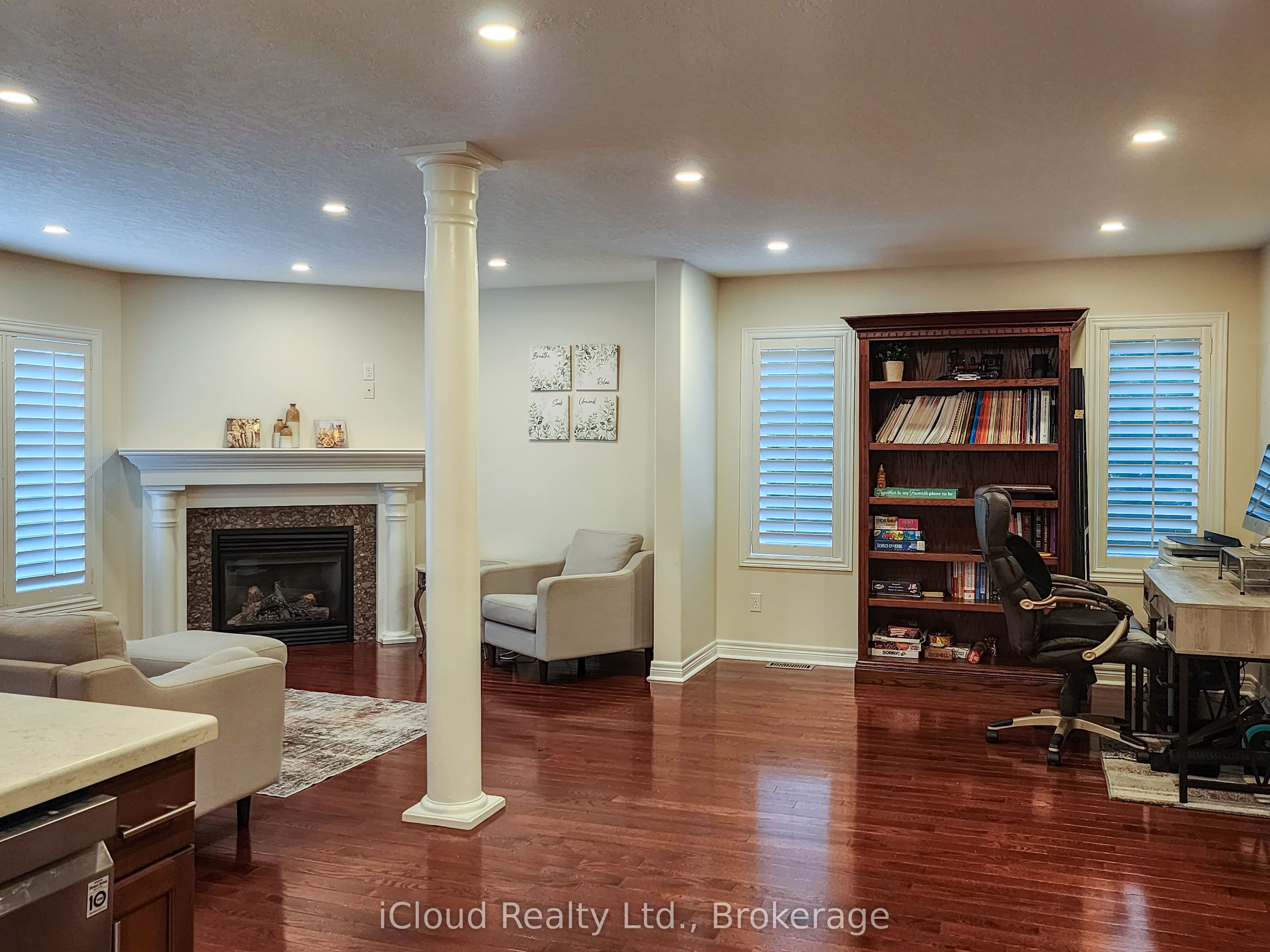 55 Magnificent Way, Hamilton, ON L0R 1C0 photo 3