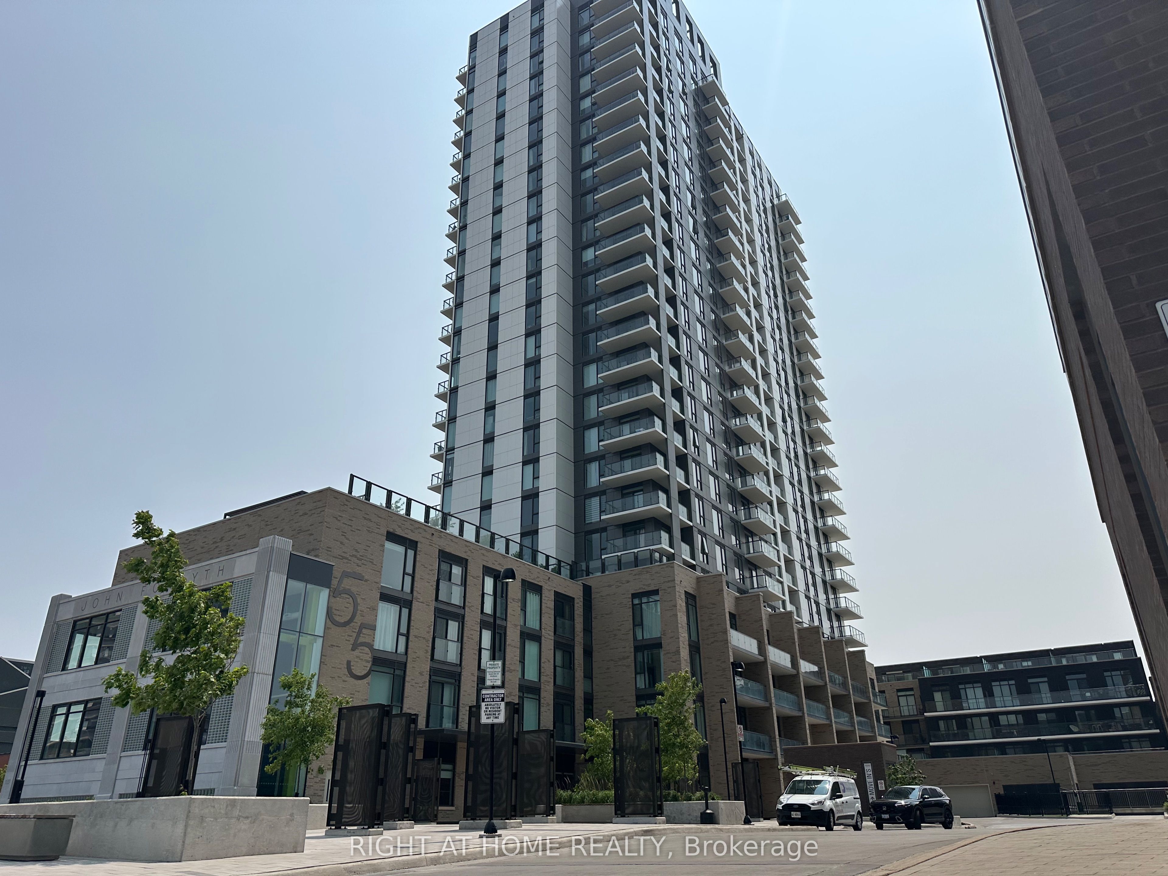 55 Duke Street W 418, Kitchener, ON N2H 0B4 photo 4