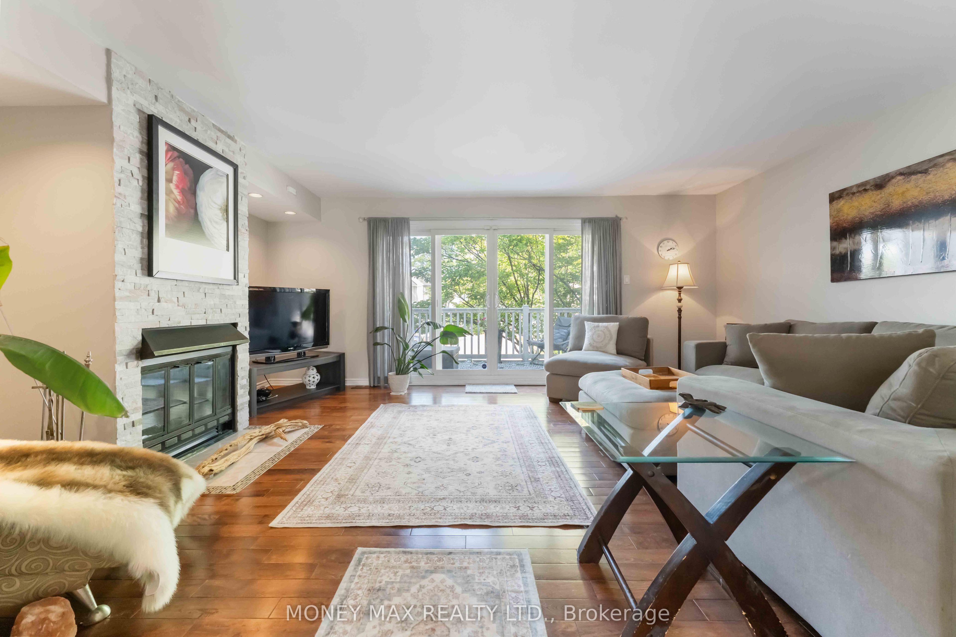 7 Forsyth Lane 4, Crystal Bay - Rocky Point - Bayshore, ON K2H 9H1 photo 4