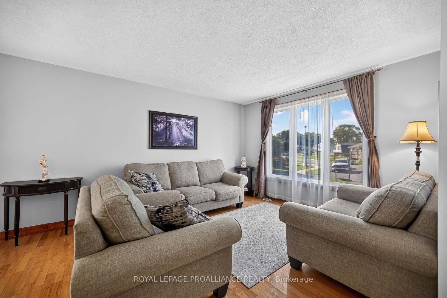 1305 Brockmount Place, Brockville, ON K6V 5Z6 photo 5
