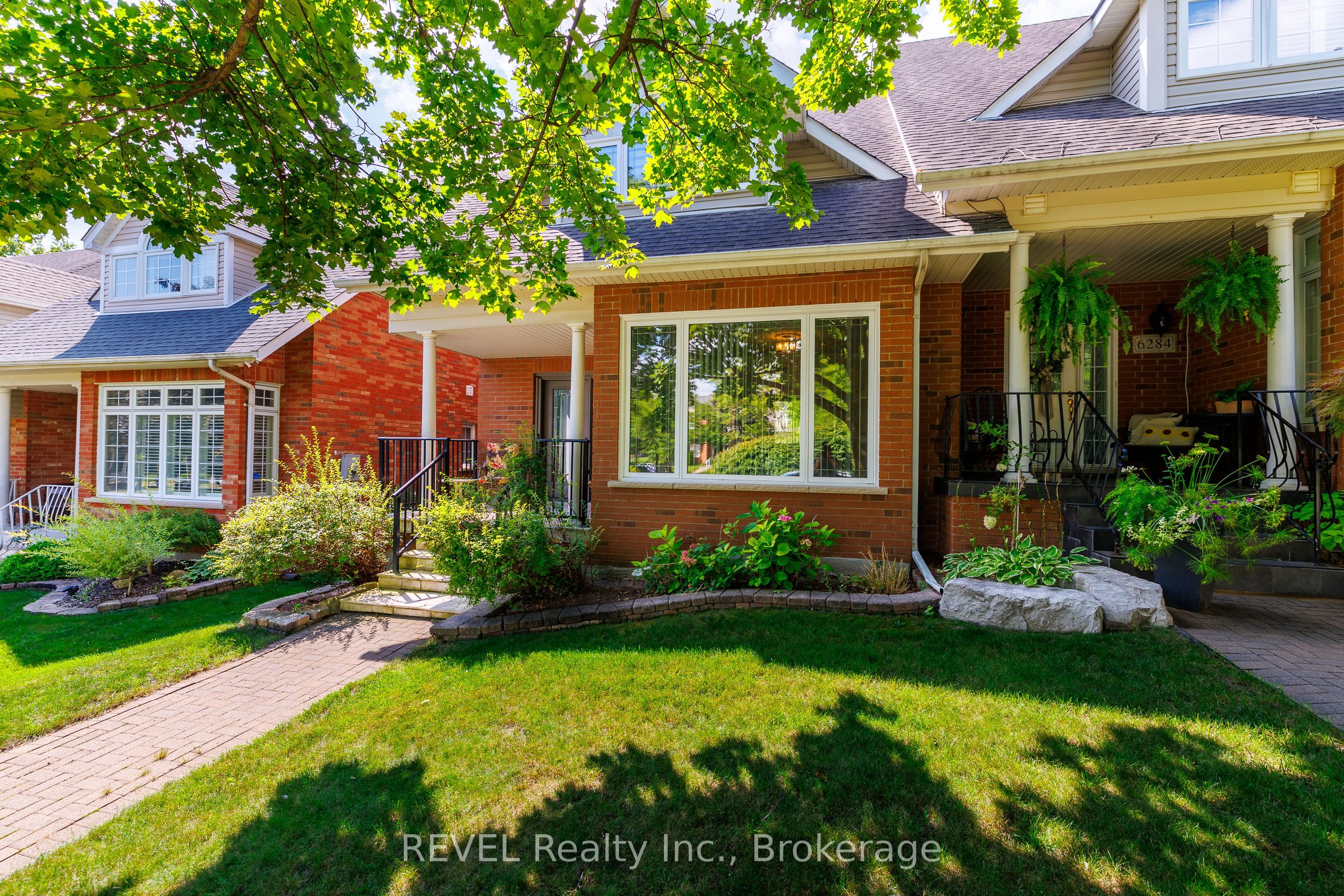 6280 Stonefield Park, Niagara Falls, ON L2J 4K1 photo 2