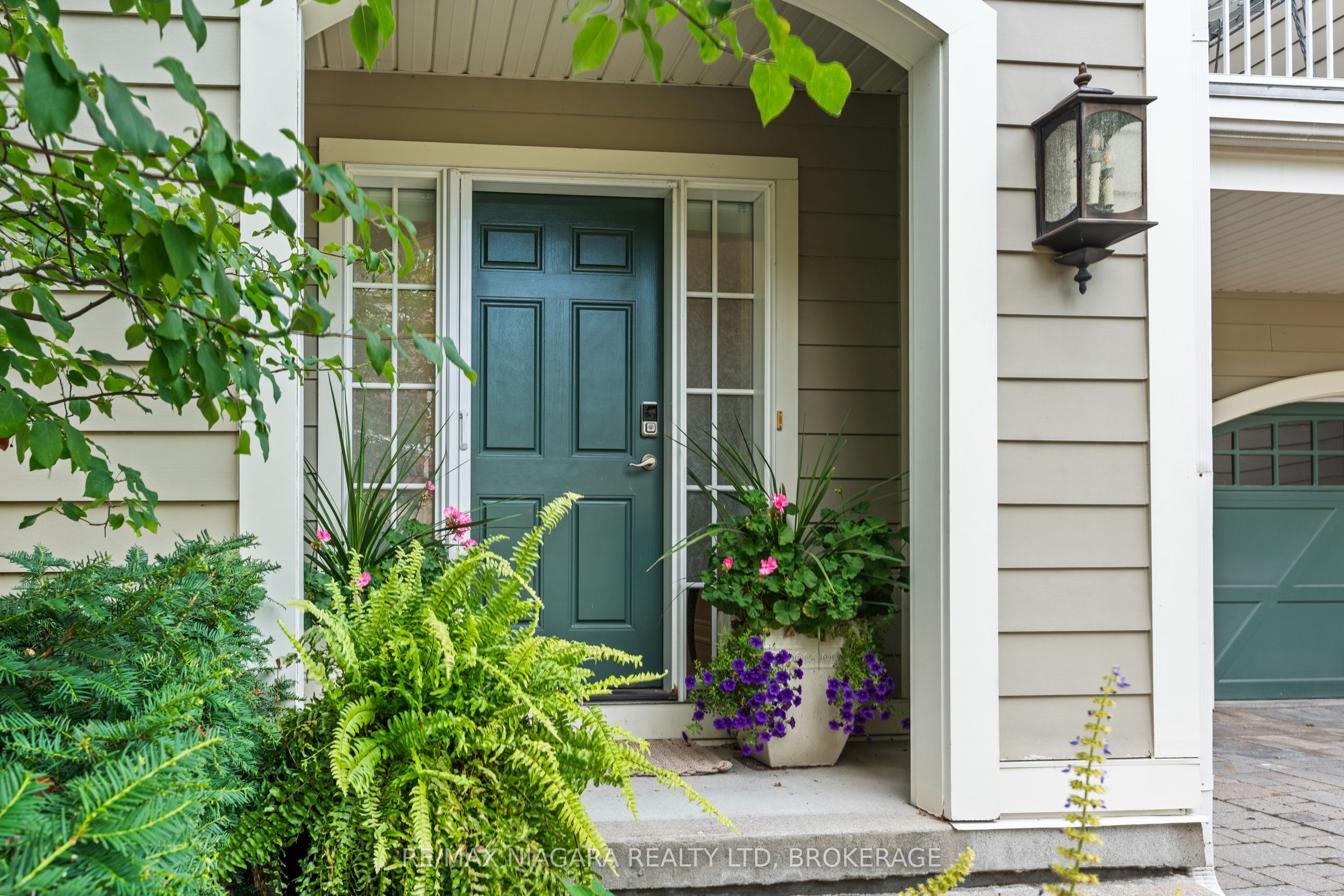 175 QUEEN Street 3, Niagara-on-the-Lake, ON L0S 1J0 photo 2
