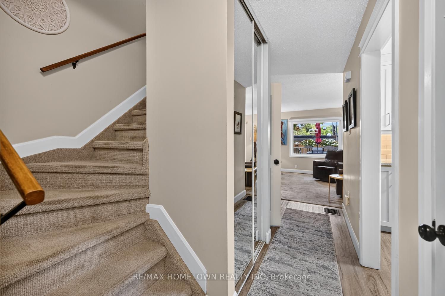 27 Aldershot Avenue 8, Brockville, ON K6V 2P7 photo 5
