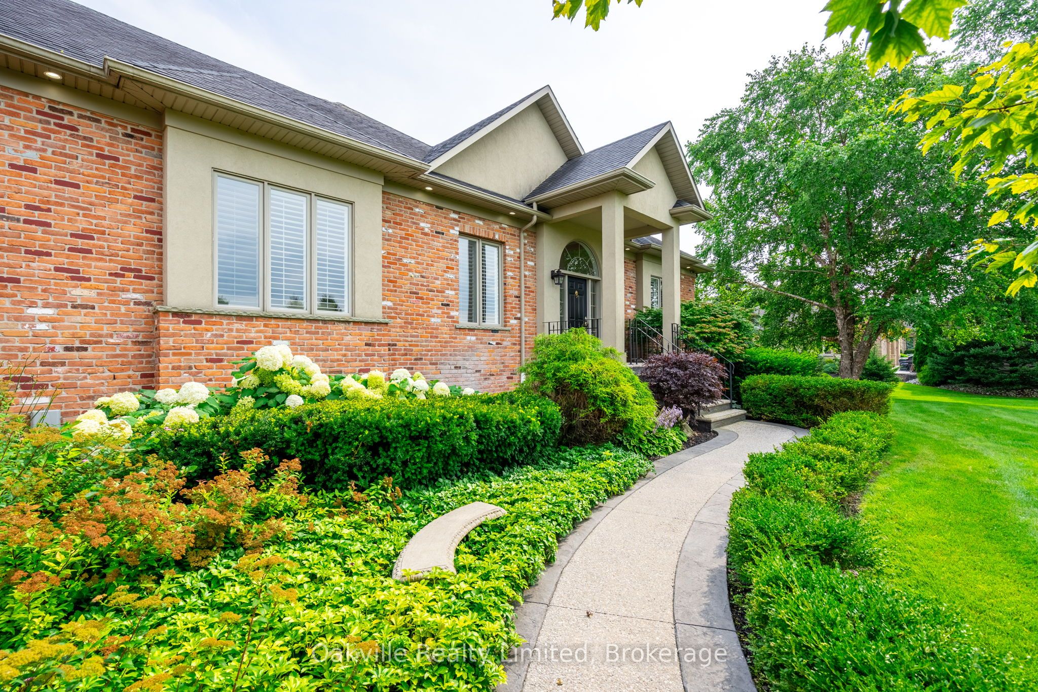 45 Gatepost Place, Hamilton, ON L0R 1T0 photo 2