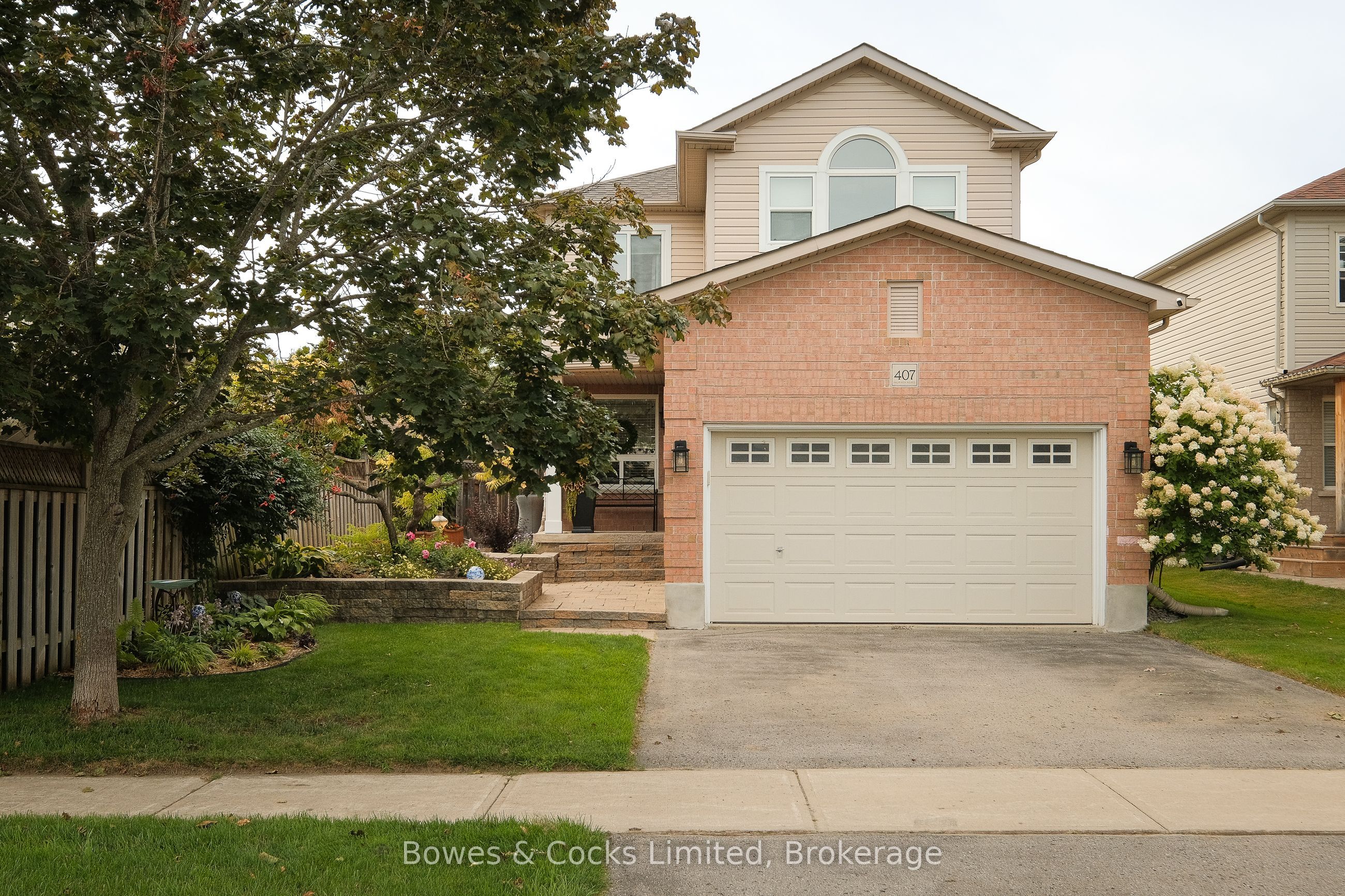 407 Spillsbury Drive, Peterborough, ON K9K 2N6