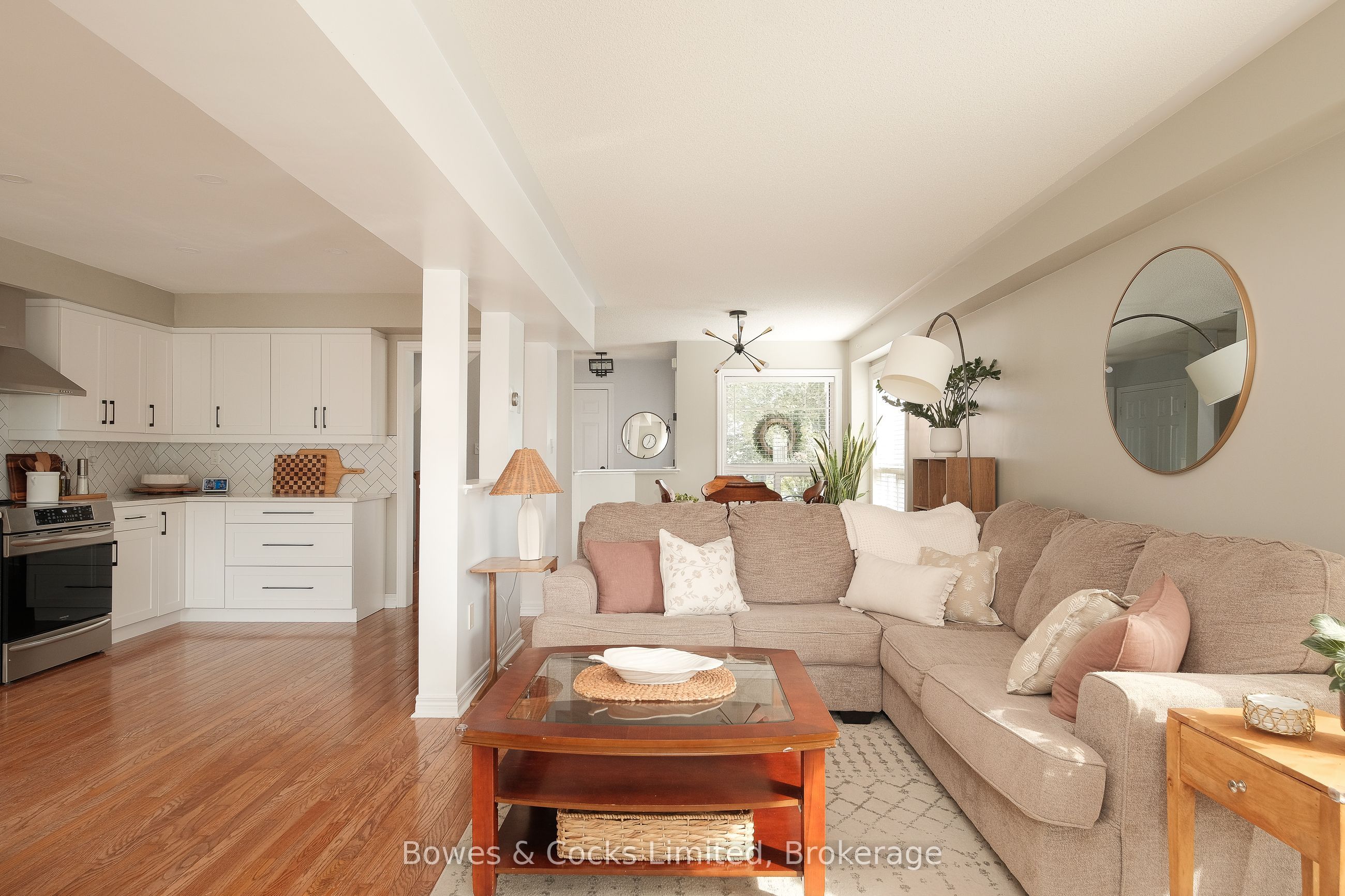 407 Spillsbury Drive, Peterborough, ON K9K 2N6 photo 3