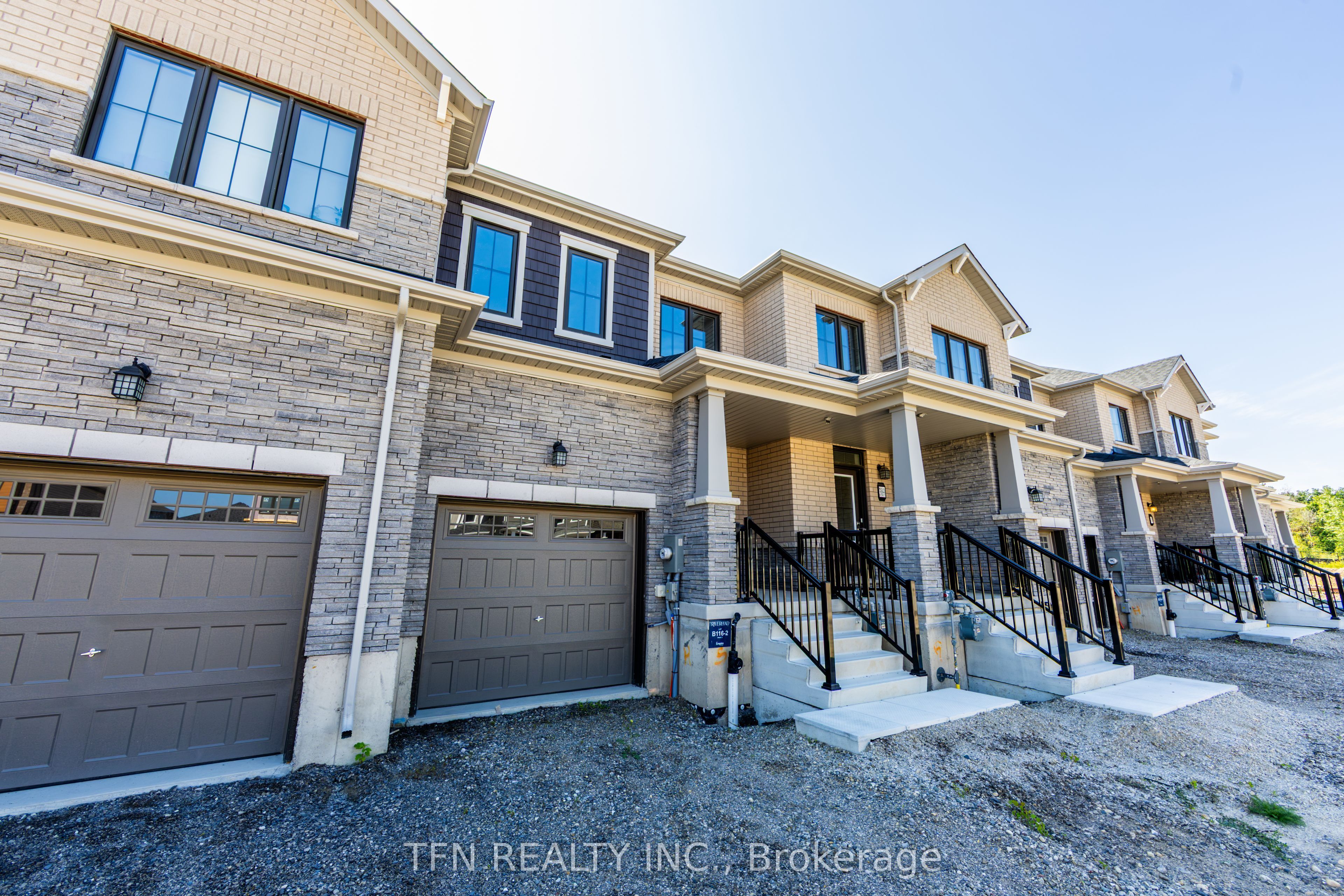 385 Starlight Avenue, Woolwich, ON N0B 1M0 photo 3